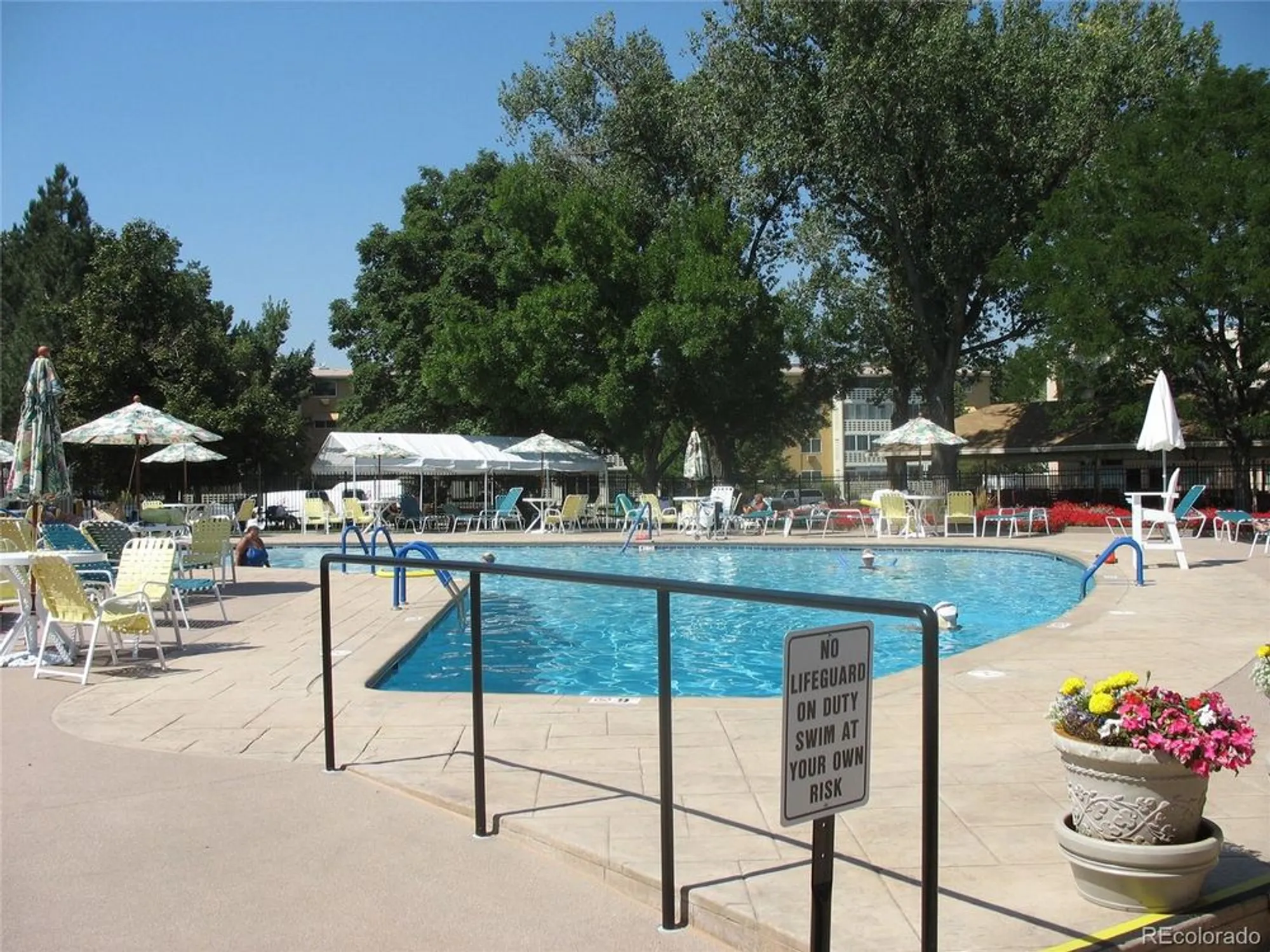Property Slideshow image 7 of 10 | 665 s clinton st 3a, Denver, CO, 80247