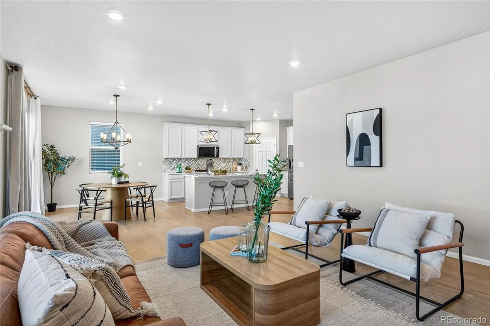 Property Slideshow image 2 of 27 | 3685 sandy vista ln, Castle Rock, CO, 80104