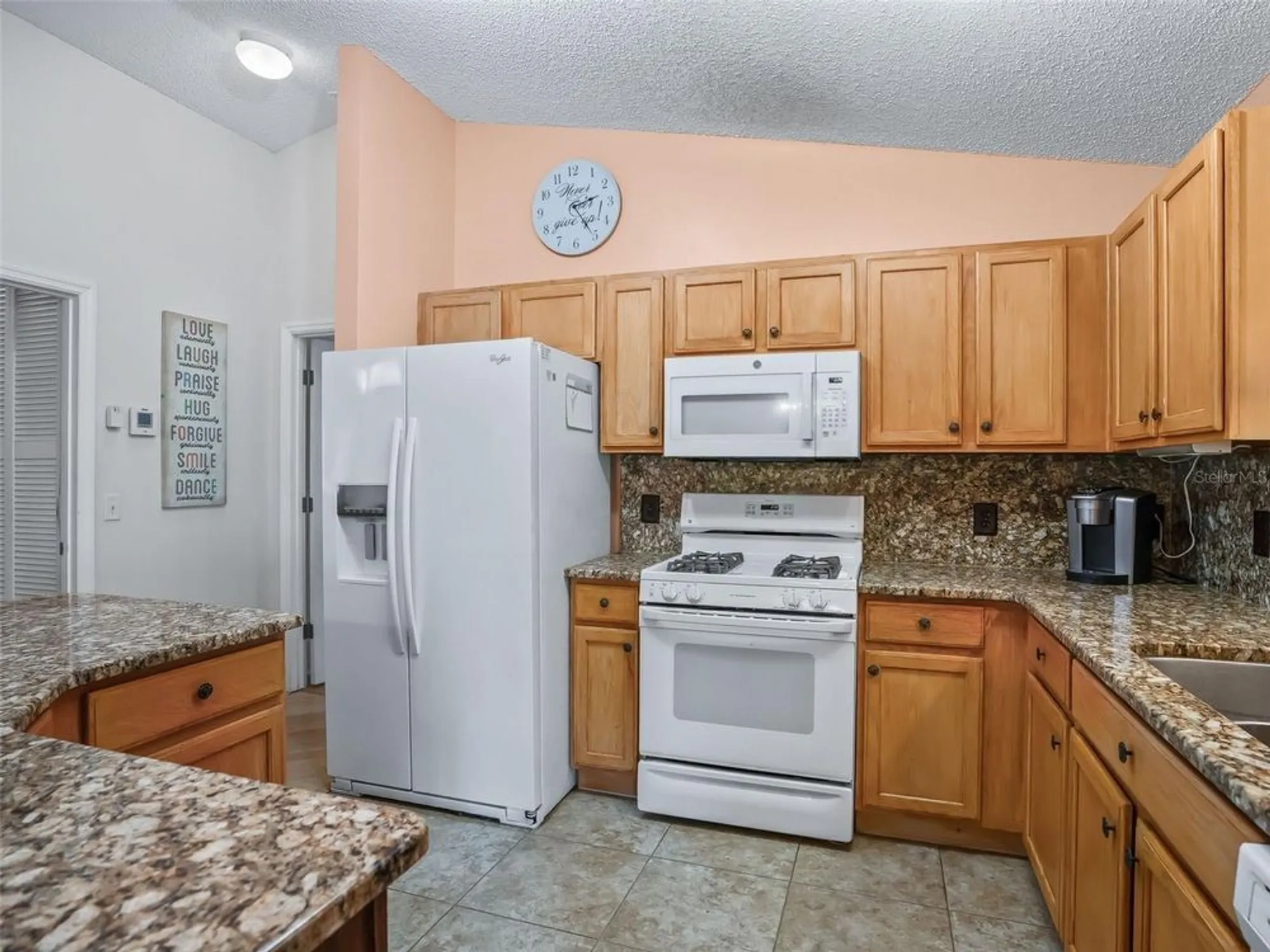 Property Slideshow image 10 of 31 | 9671 se 168th maplesong ln, The Villages, FL, 32162