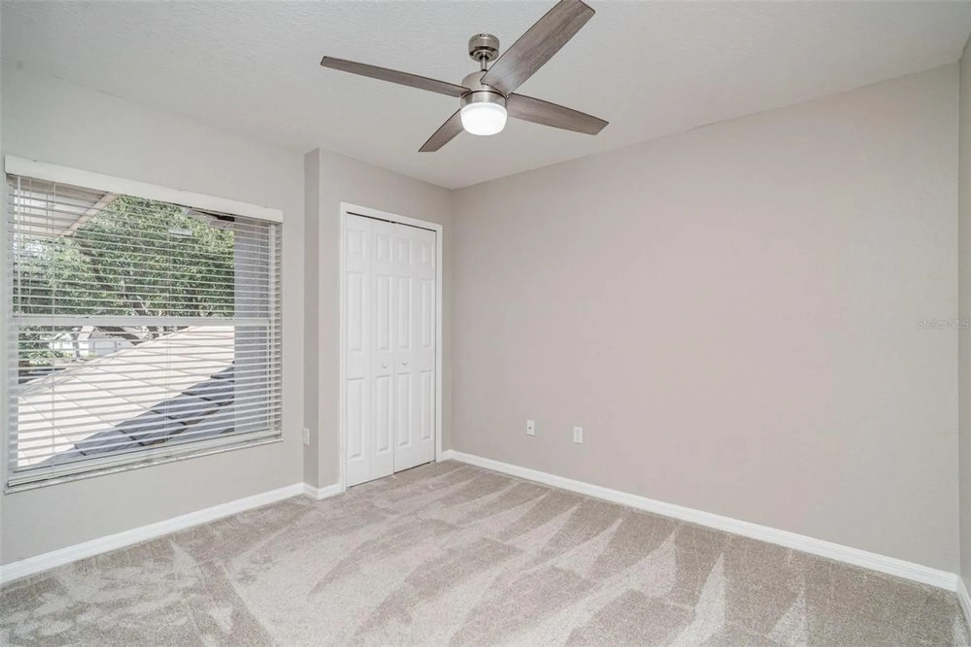 Property Slideshow image 12 of 55 | 3101 club dr 220, Port Charlotte, FL, 33953