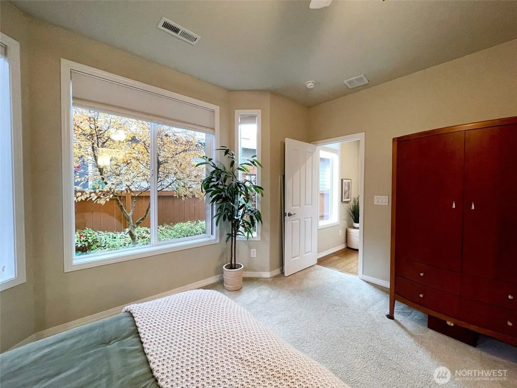 Property Slideshow image 19 of 40 | 4958 orcas st ne, Olympia, WA, 98516