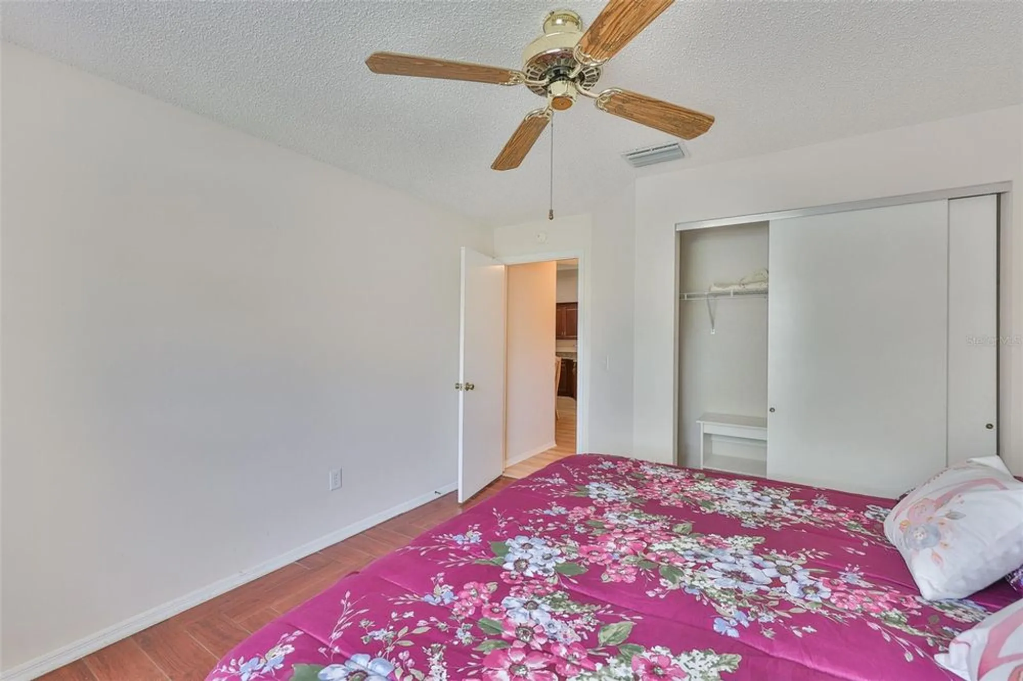 Property Slideshow image 23 of 40 | 2433 nantucket harbor loop, Sun City Center, FL, 33573