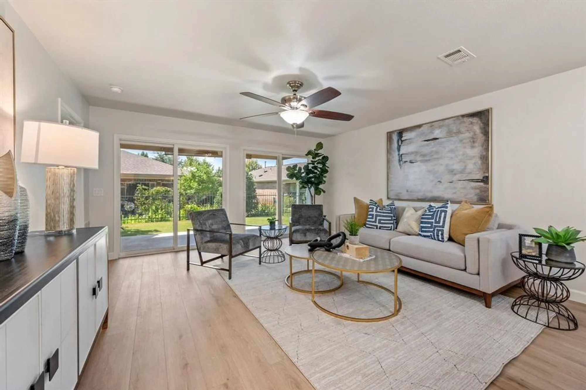 Property Slideshow image 13 of 40 | 7863 whirlwind dr, Frisco, TX, 75036