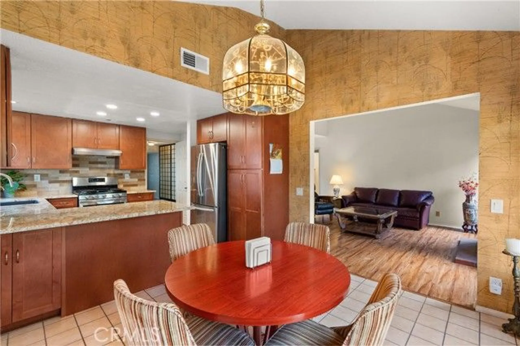 Property Slideshow image 23 of 43 | 28037 via tirso, Mission Viejo, CA, 92692