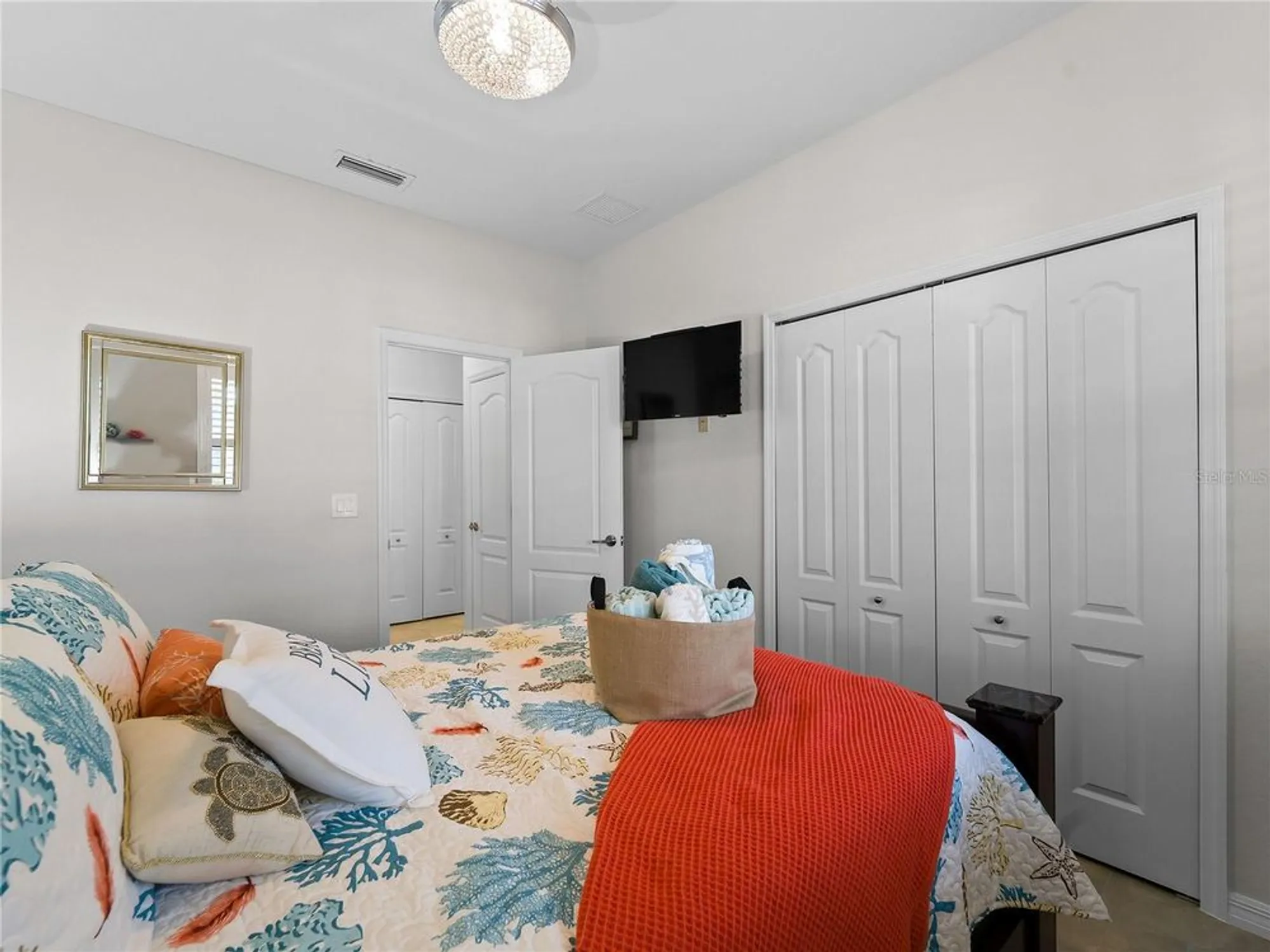 Property Slideshow image 33 of 61 | 10157 colubrina dr, Venice, FL, 34293