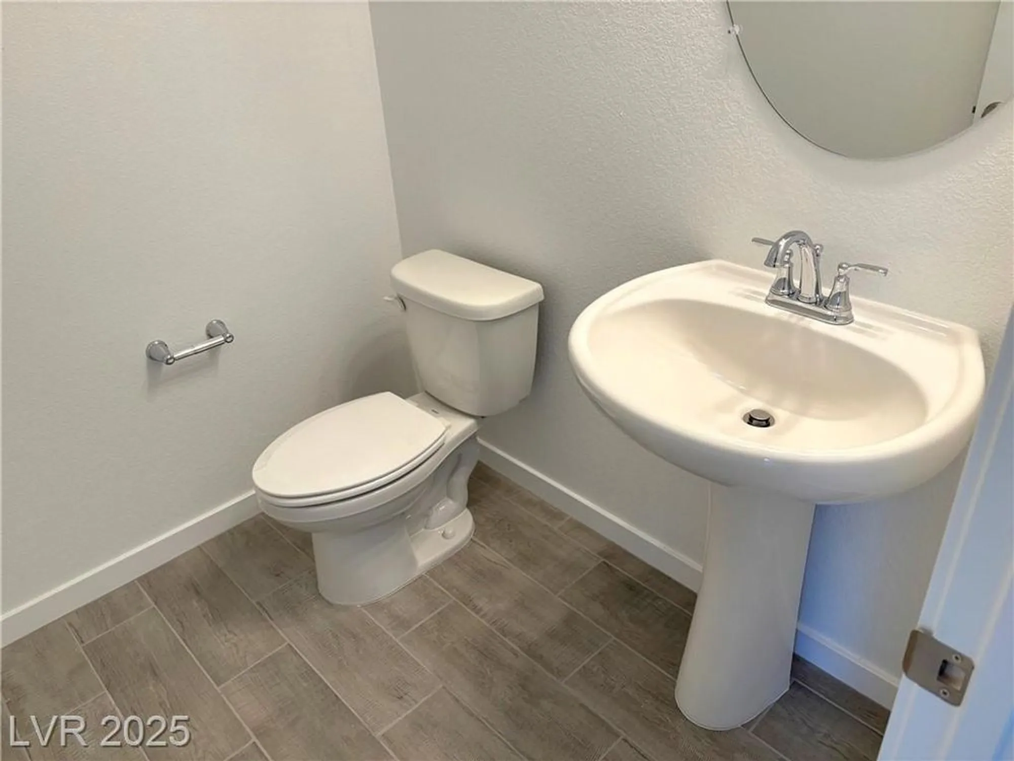 Property Slideshow image 8 of 28 | 5753 e badlands ln, Pahrump, NV, 89061