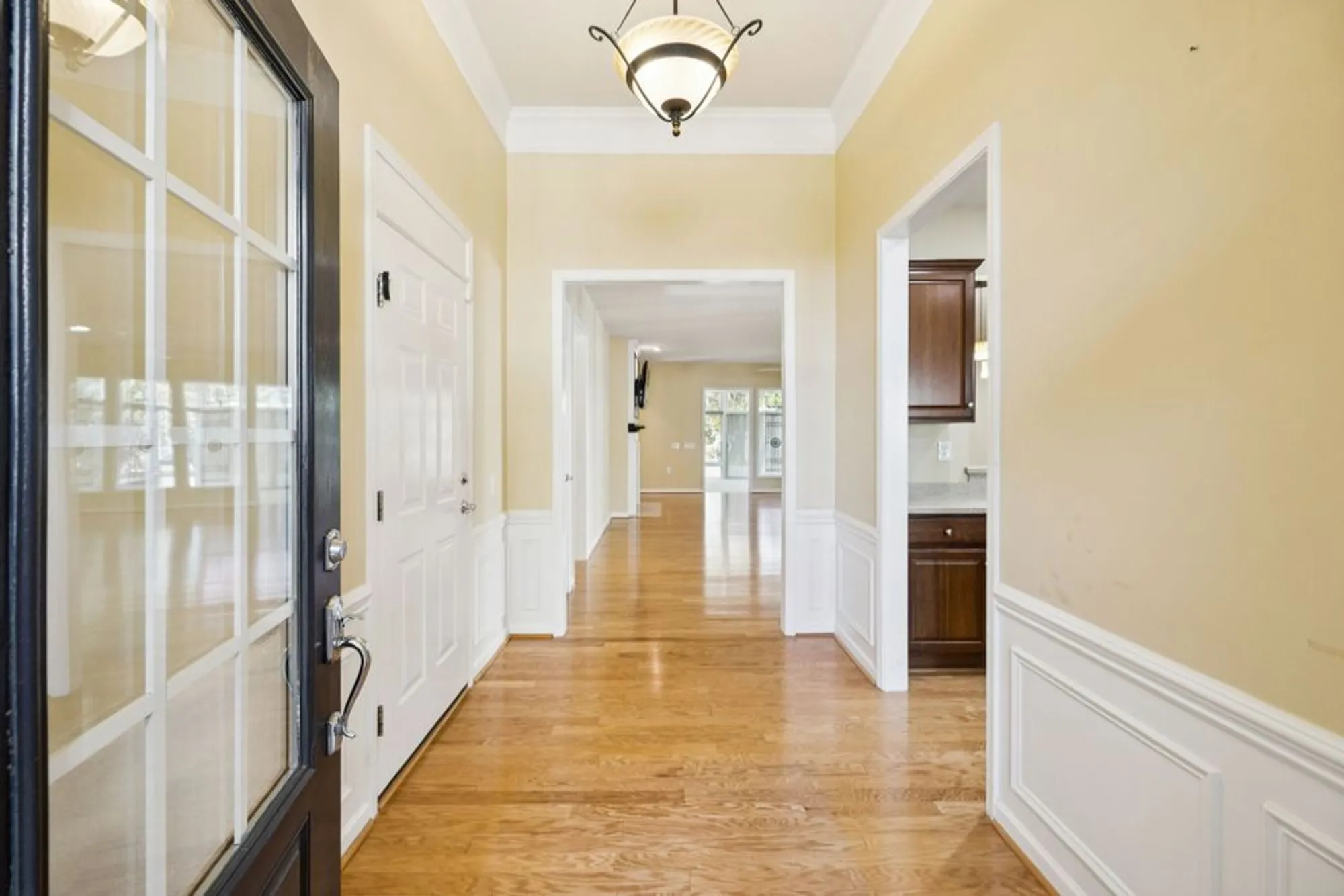 Property Slideshow image 7 of 52 | 113 navy cir, Mount Juliet, TN, 37122