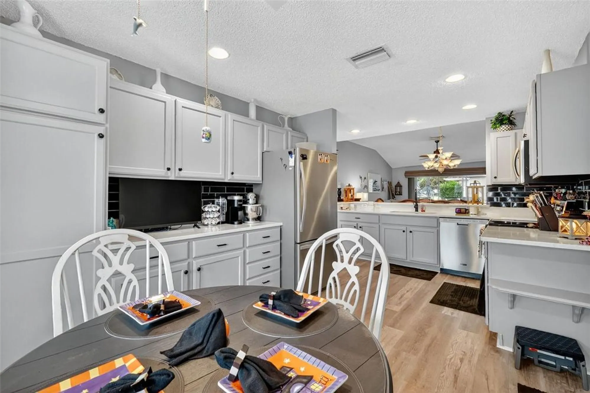 Property Slideshow image 10 of 30 | 16850 se 86th deptford ct, The Villages, FL, 32162