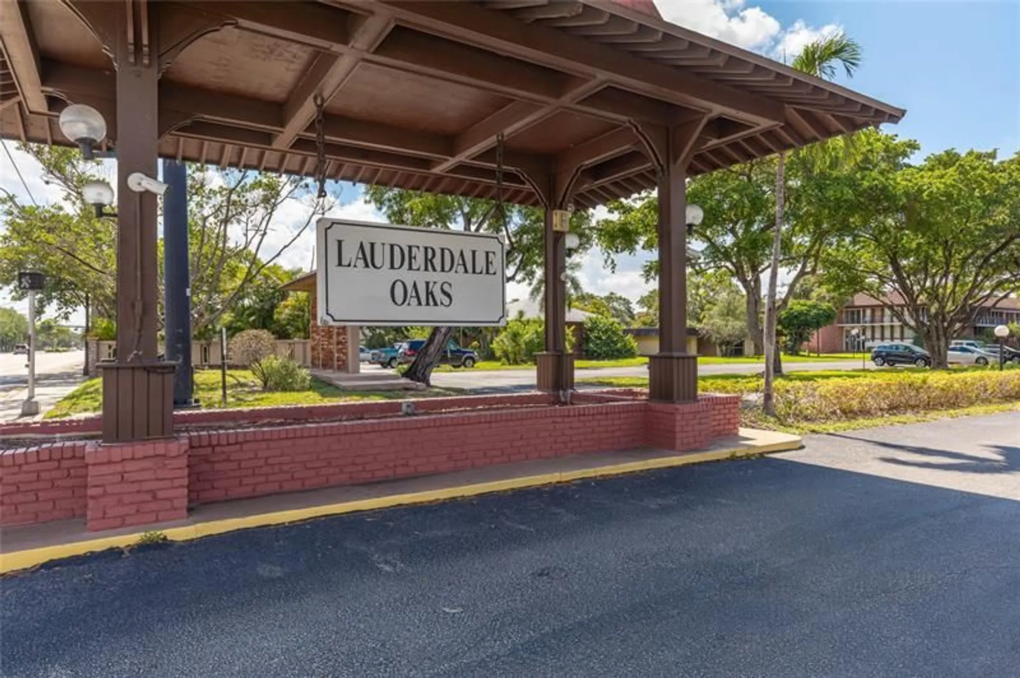 Property Slideshow image 32 of 39 | 3081 nw 47th ter 107, Lauderdale Lakes, FL, 33313