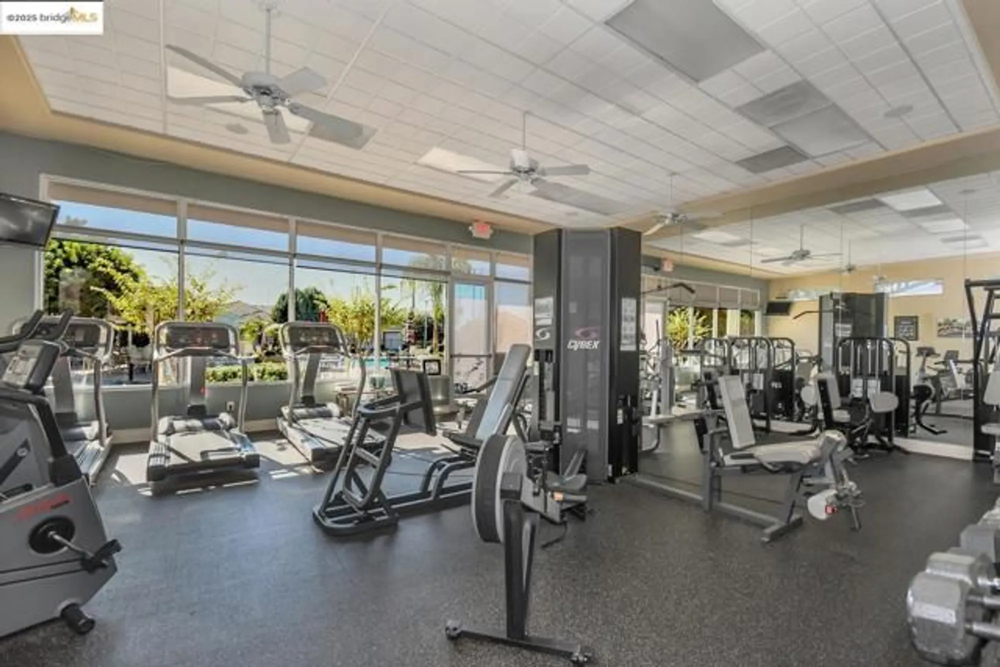 Property Slideshow image 30 of 36 | 1990 kent dr, Brentwood, CA, 94513