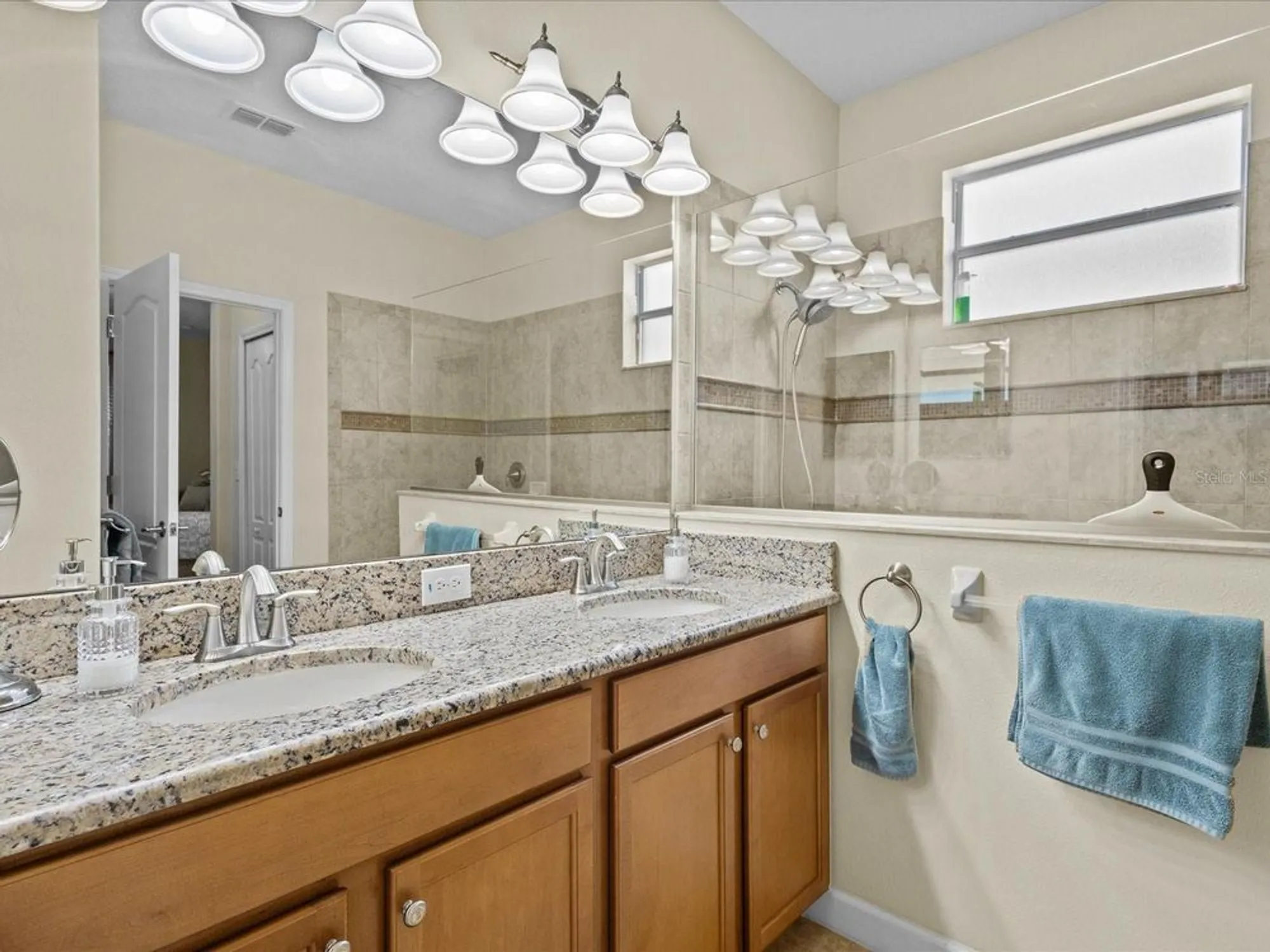 Property Slideshow image 19 of 48 | 3801 serena ln, Clermont, FL, 34711