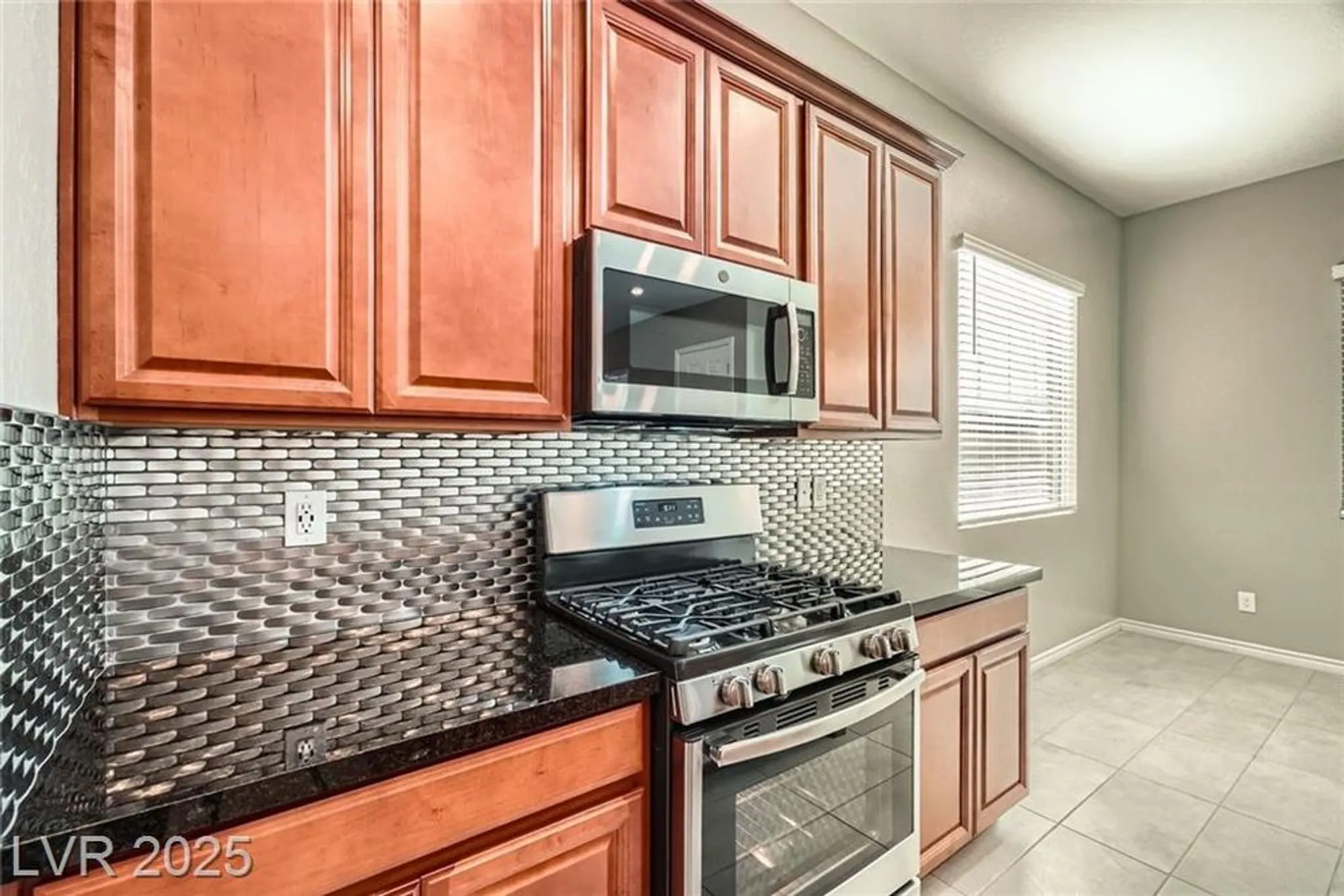 Property Slideshow image 5 of 31 | 208 coltrane canyon ave, Henderson, NV, 89011