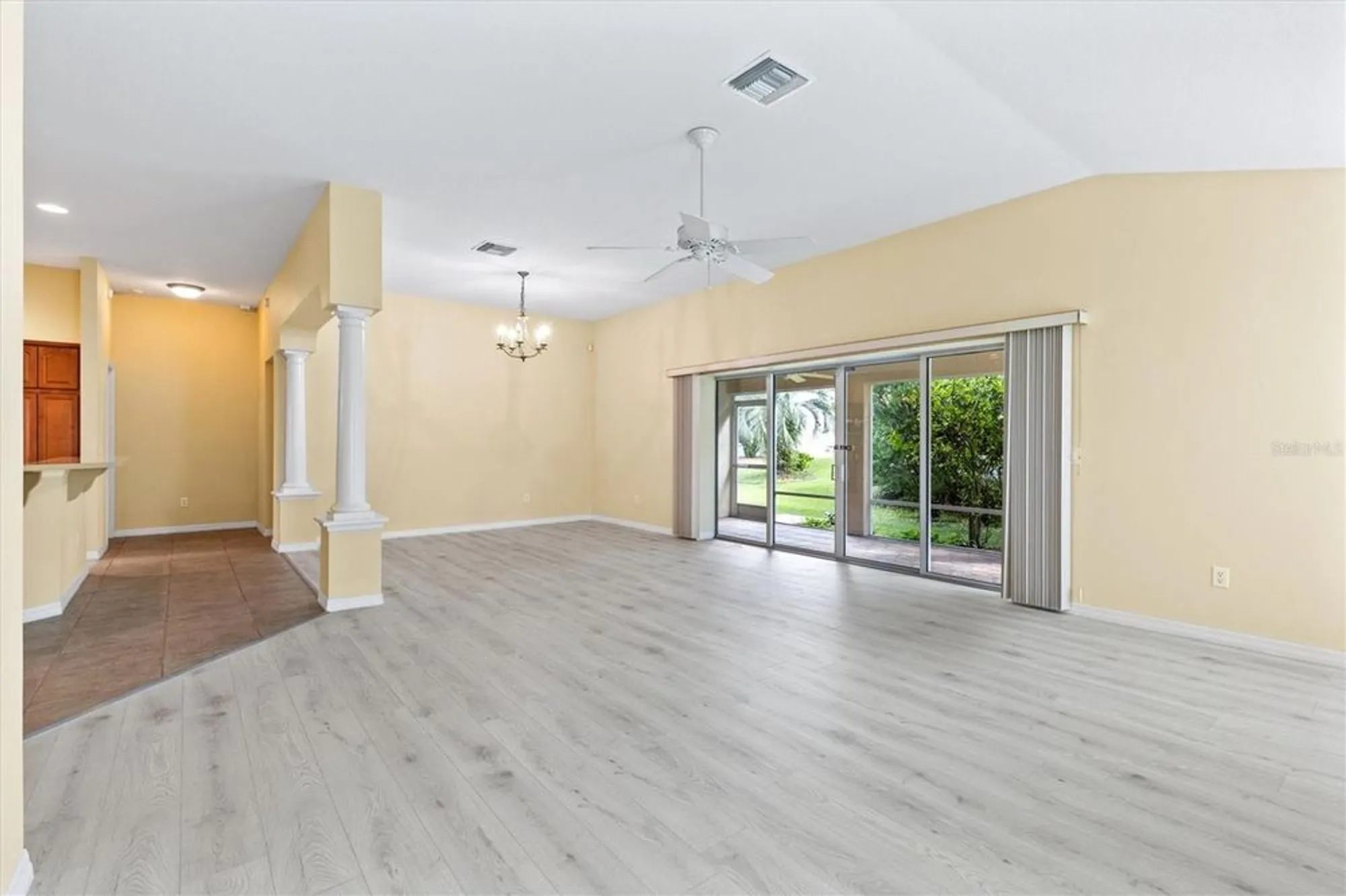 Property Slideshow image 12 of 28 | 611 allenwood loop, The Villages, FL, 32162