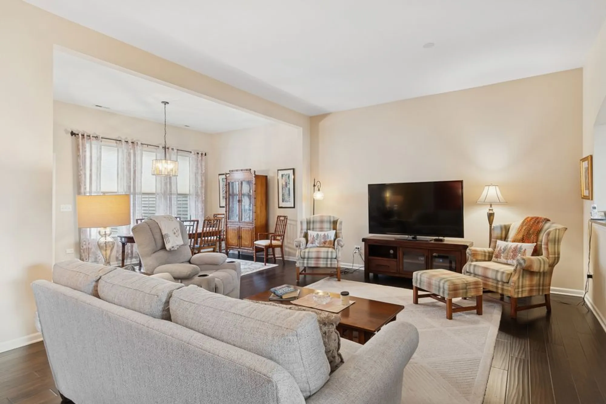 Property Slideshow image 6 of 28 | 2604 avondale cir # 4492, Naperville, IL, 60564