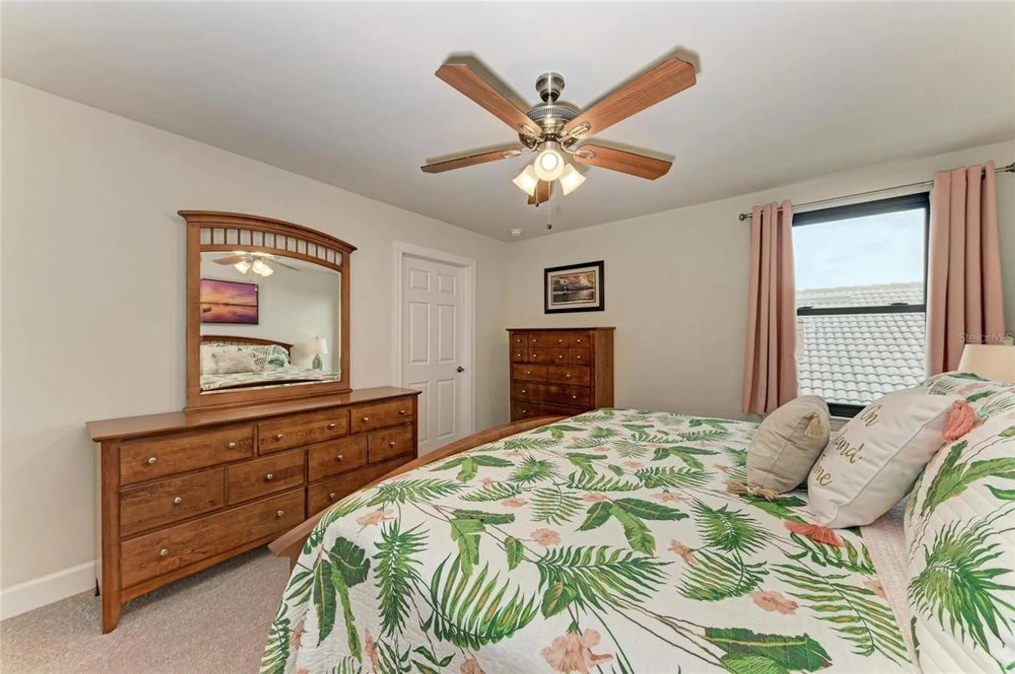 Property Slideshow image 39 of 65 | 7572 viola loop, Bradenton, FL, 34202