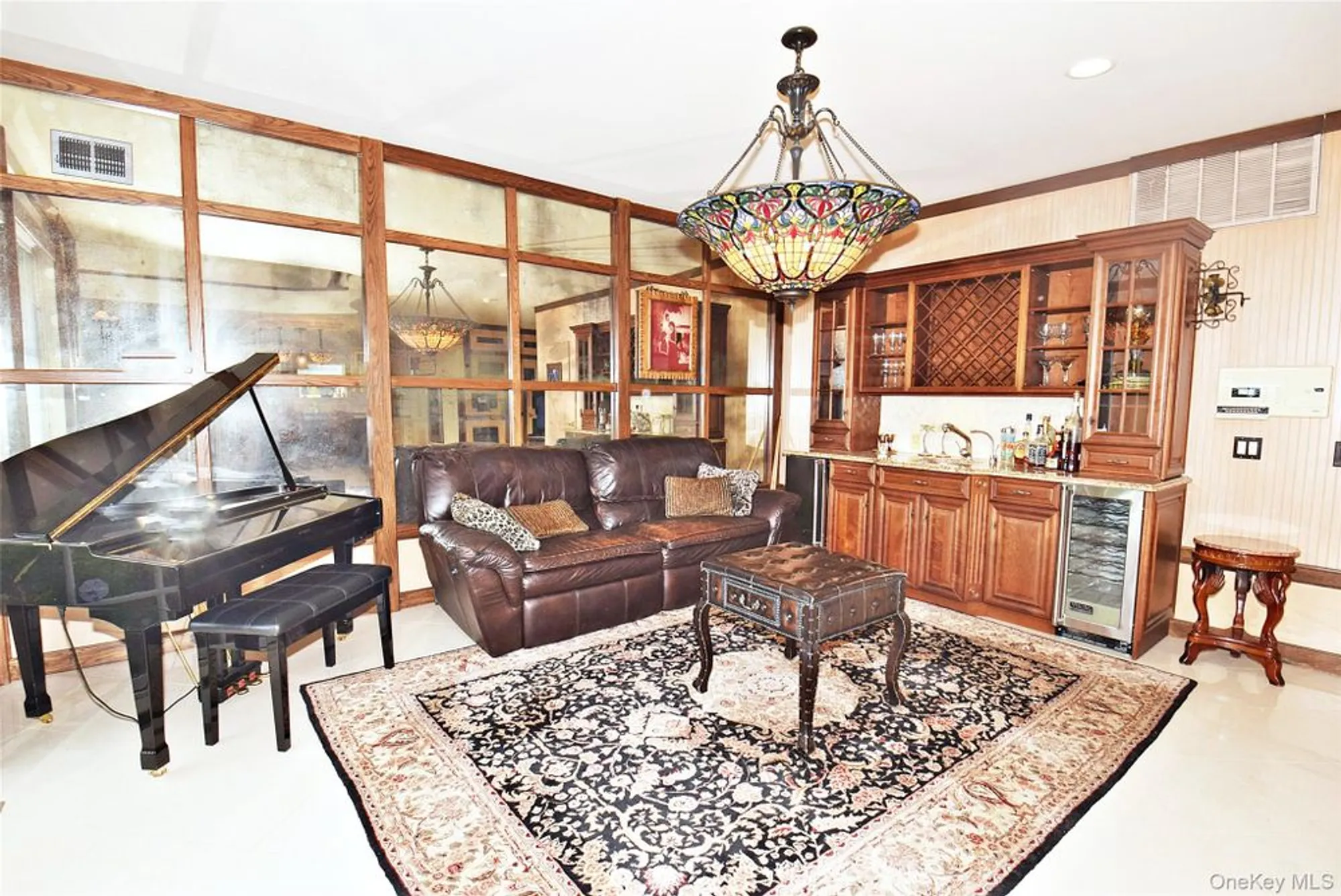 Property Slideshow image 13 of 26 | 259 altessa blvd, Melville, NY, 11747