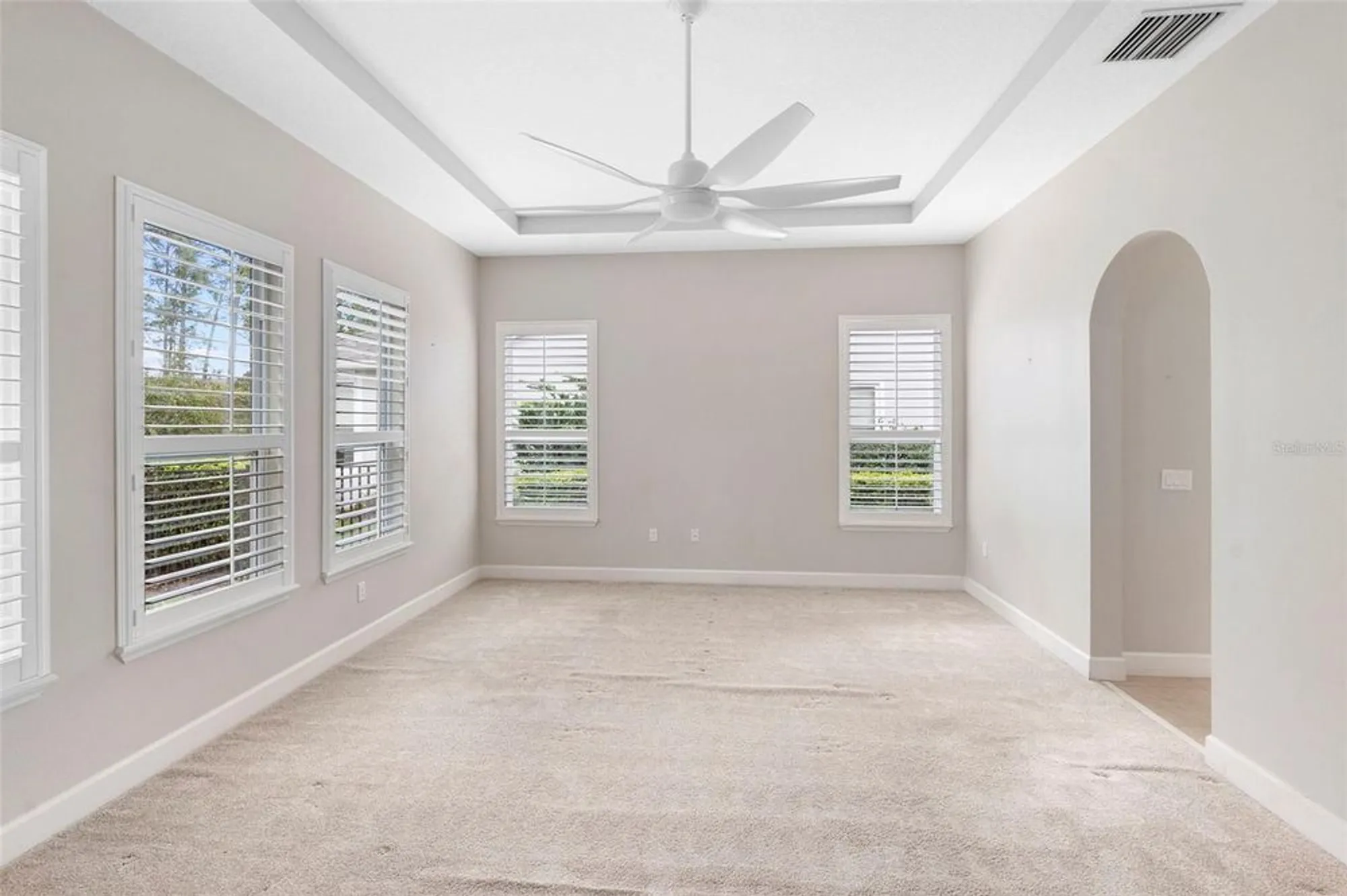 Property Slideshow image 32 of 47 | 1128 heron point way, Deland, FL, 32724