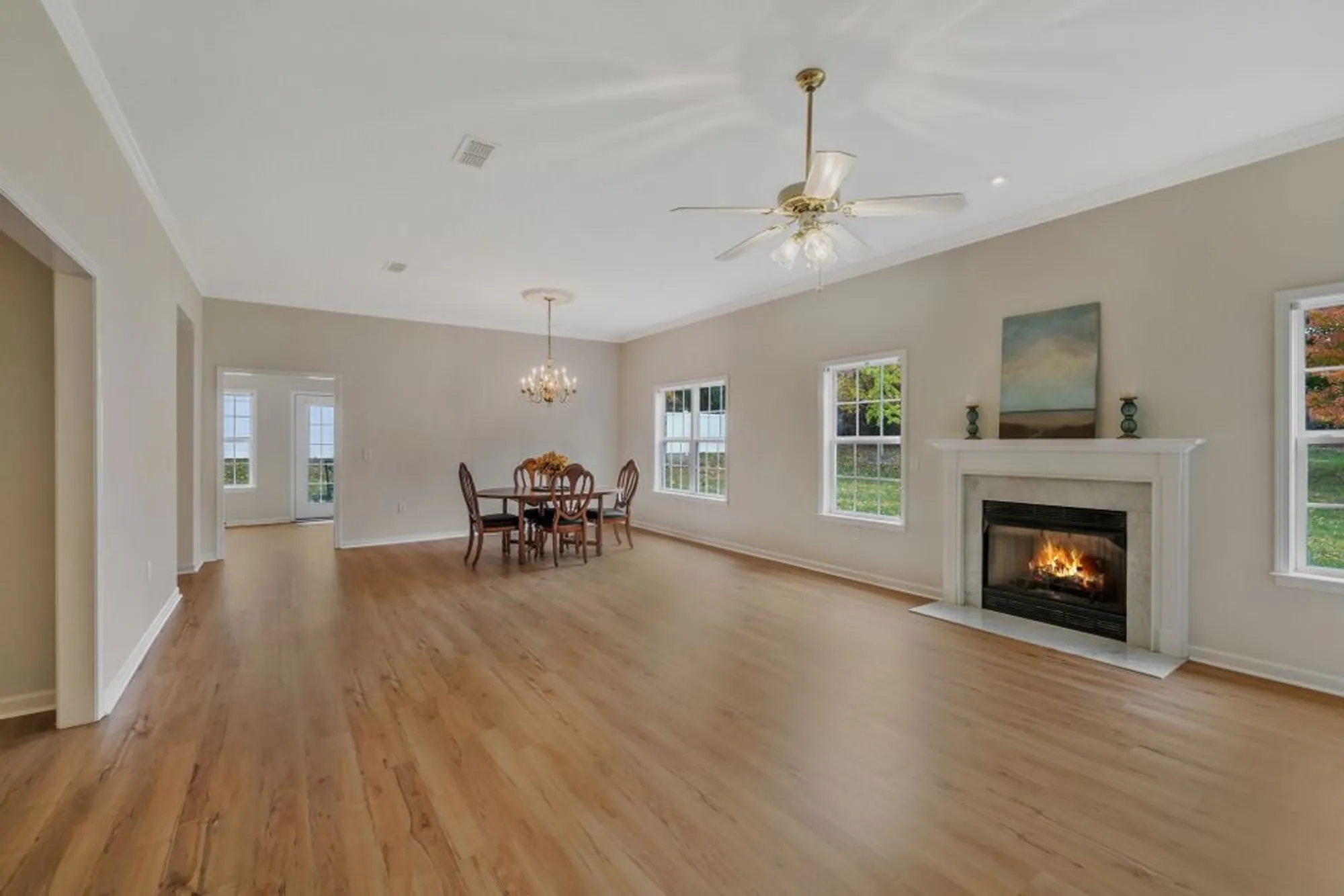 Property Slideshow image 5 of 28 | 702 forest glen cir, Murfreesboro, TN, 37128