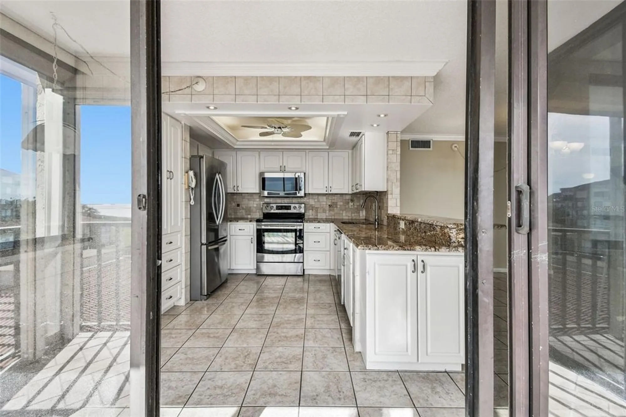 Property Slideshow image 27 of 49 | 6104 palma del mar blvd s apt 402, St Petersburg, FL, 33715