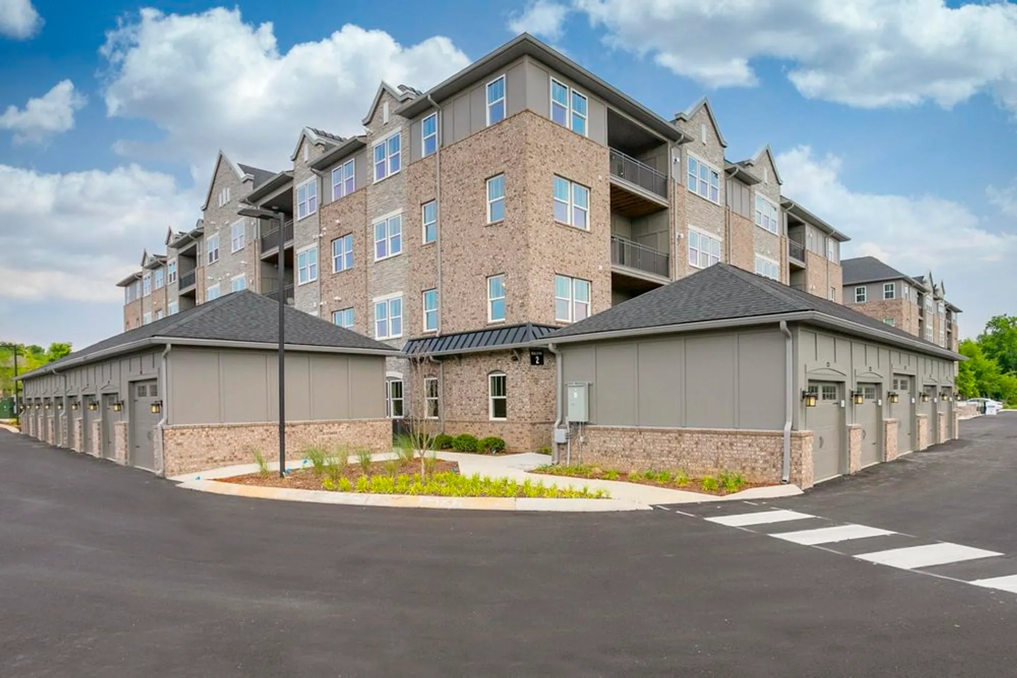 Property Slideshow image 55 of 60 | 141 saundersville rd apt 1402, Hendersonville, TN, 37075