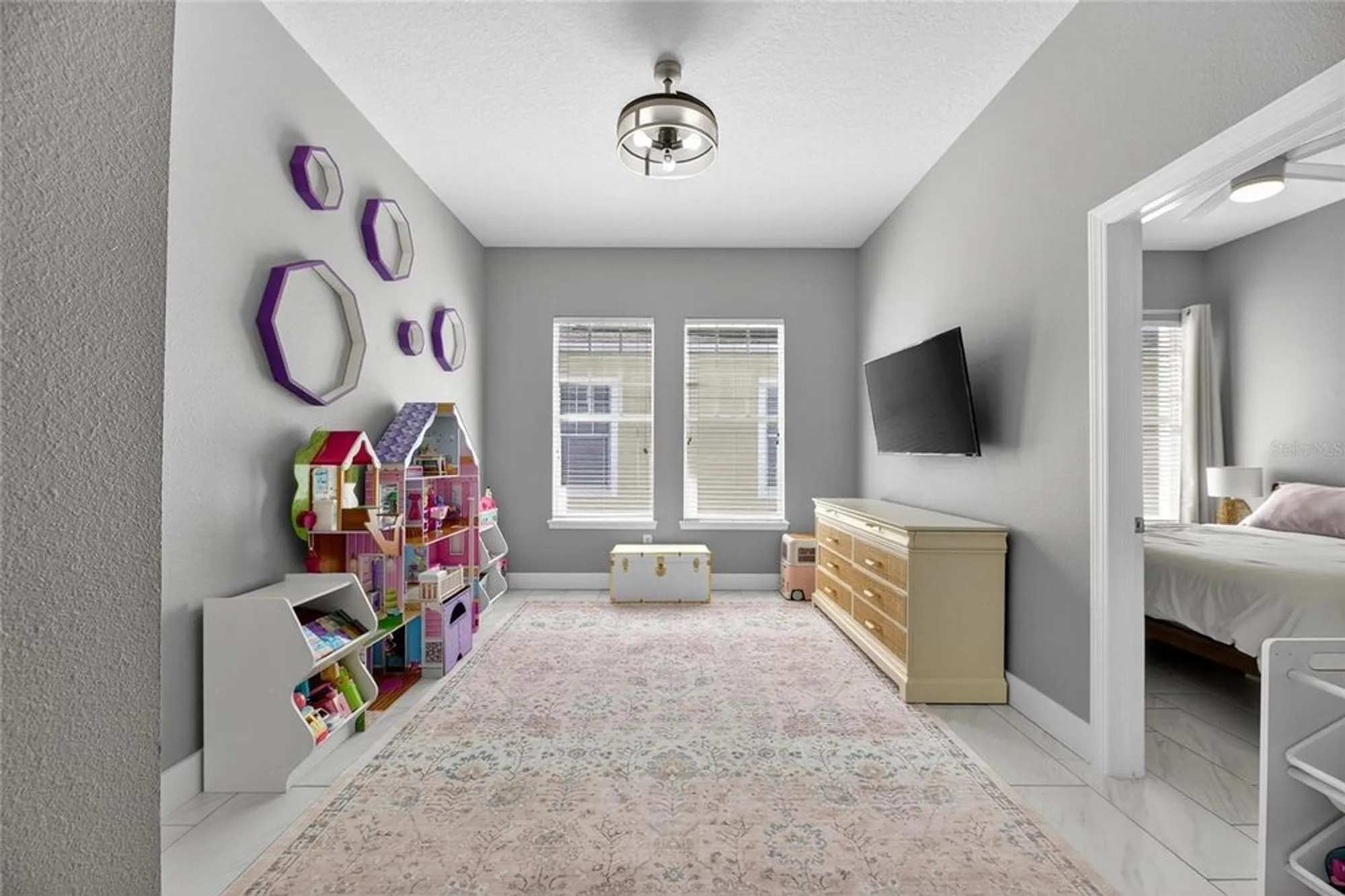 Property Slideshow image 33 of 66 | 526 islebay dr, Apollo Beach, FL, 33572