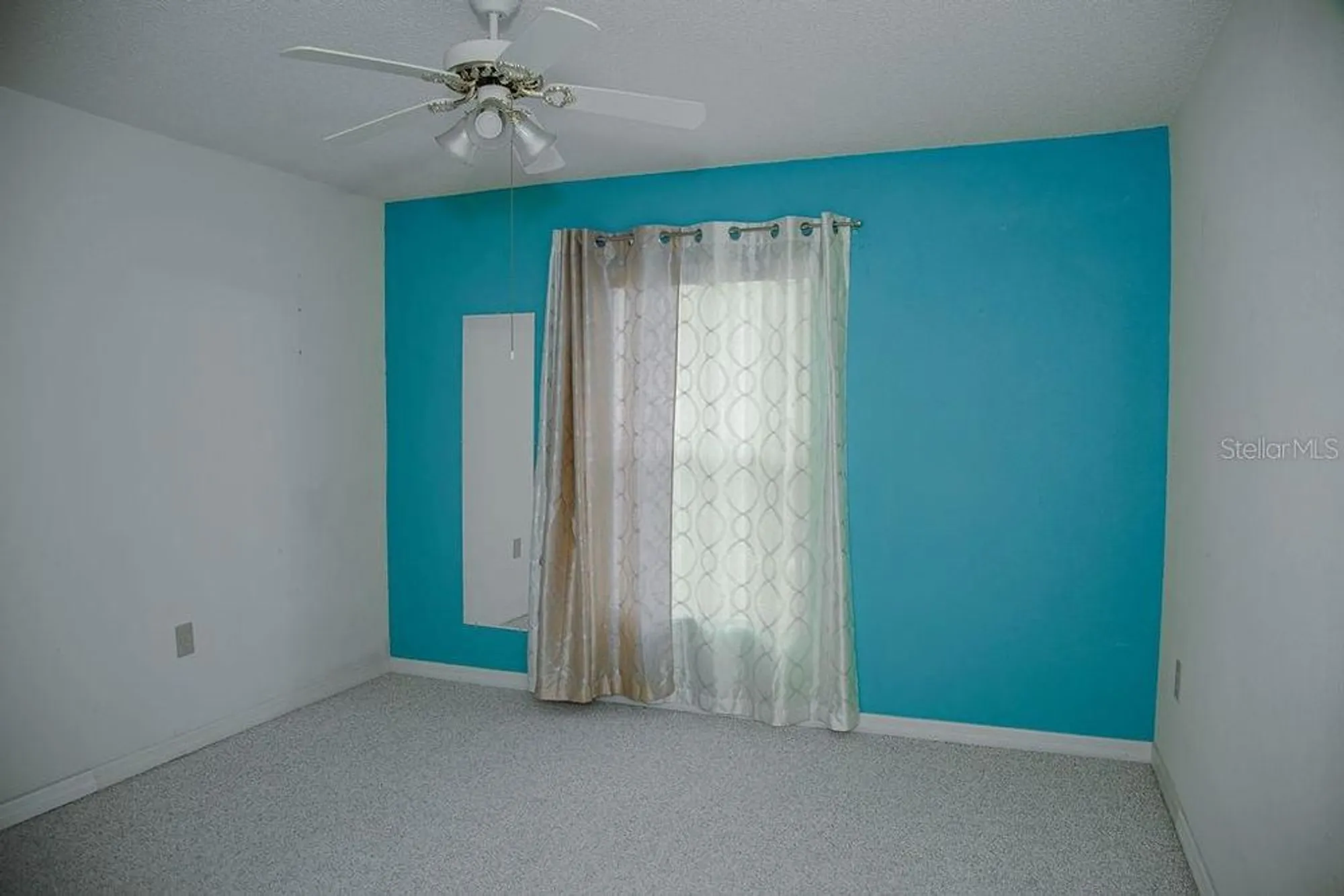 Property Slideshow image 42 of 51 | 260 lake suzanne dr, Lake Wales, FL, 33859