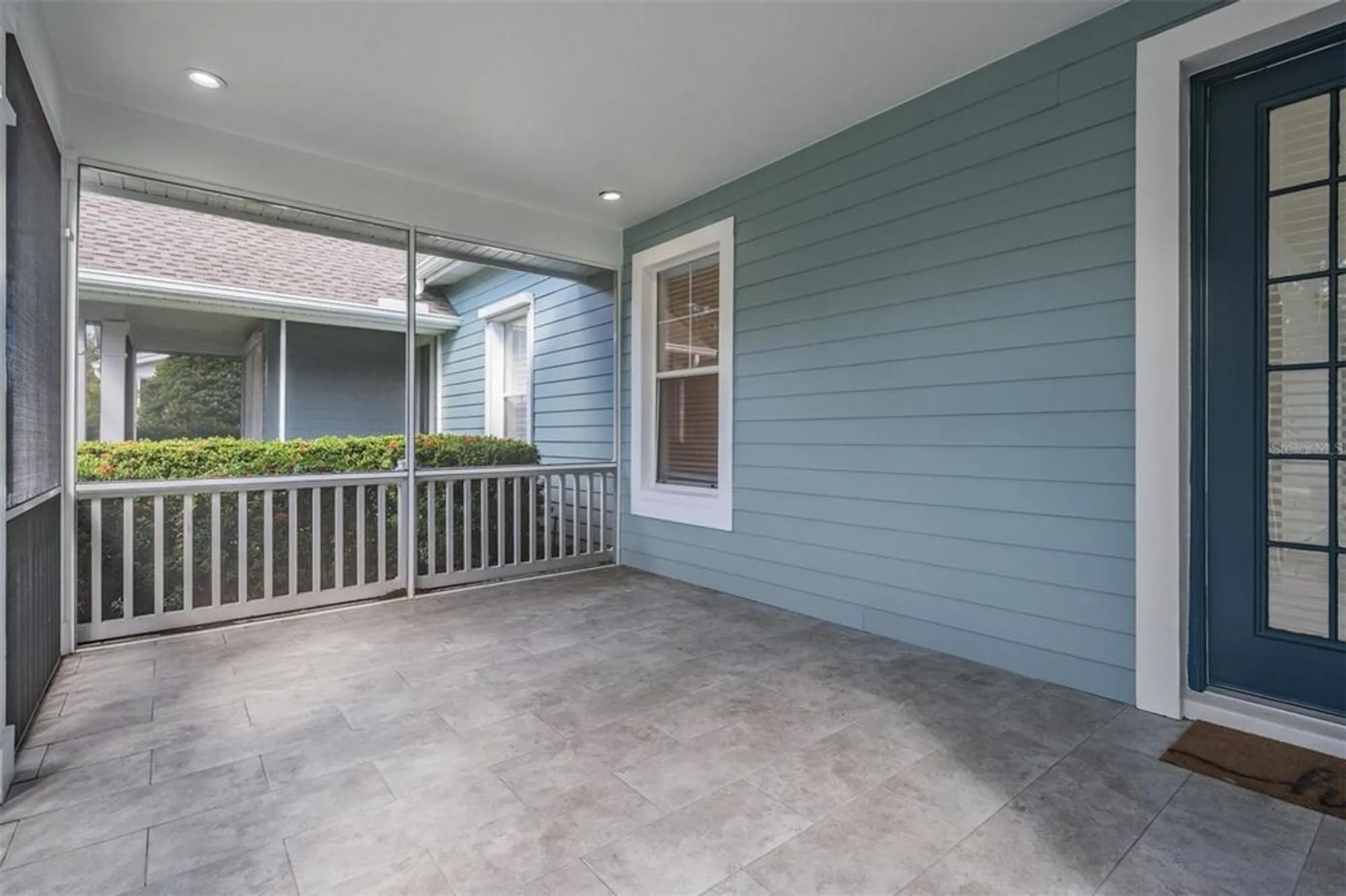 Property Slideshow image 3 of 43 | 218 summerside ct, Apollo Beach, FL, 33572