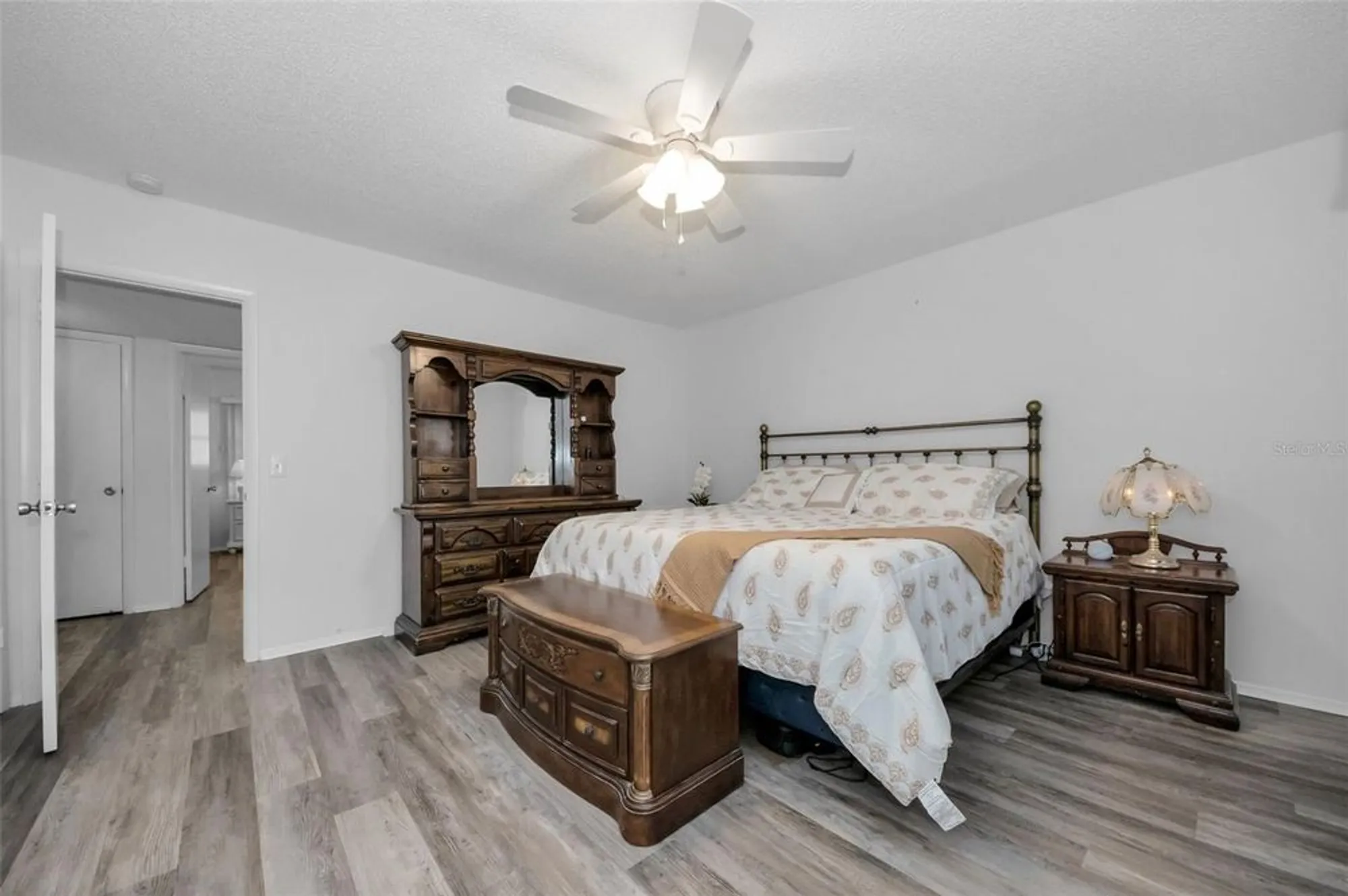 Property Slideshow image 17 of 58 | 2430 florentine way 44, Clearwater, FL, 33763