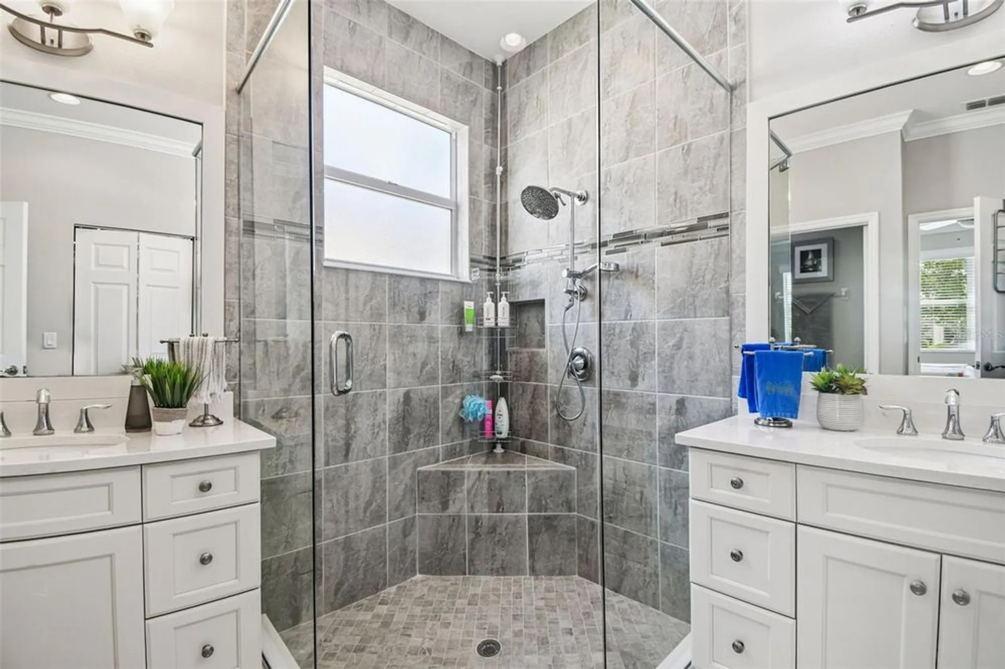 Property Slideshow image 35 of 87 | 4836 marble springs cir, Wimauma, FL, 33598