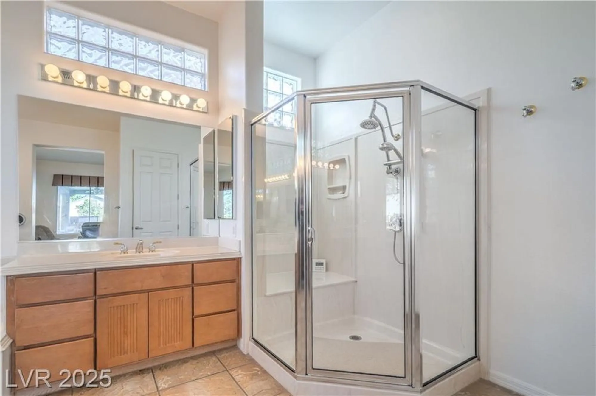 Property Slideshow image 26 of 60 | 2106 fort sanders st, Henderson, NV, 89052