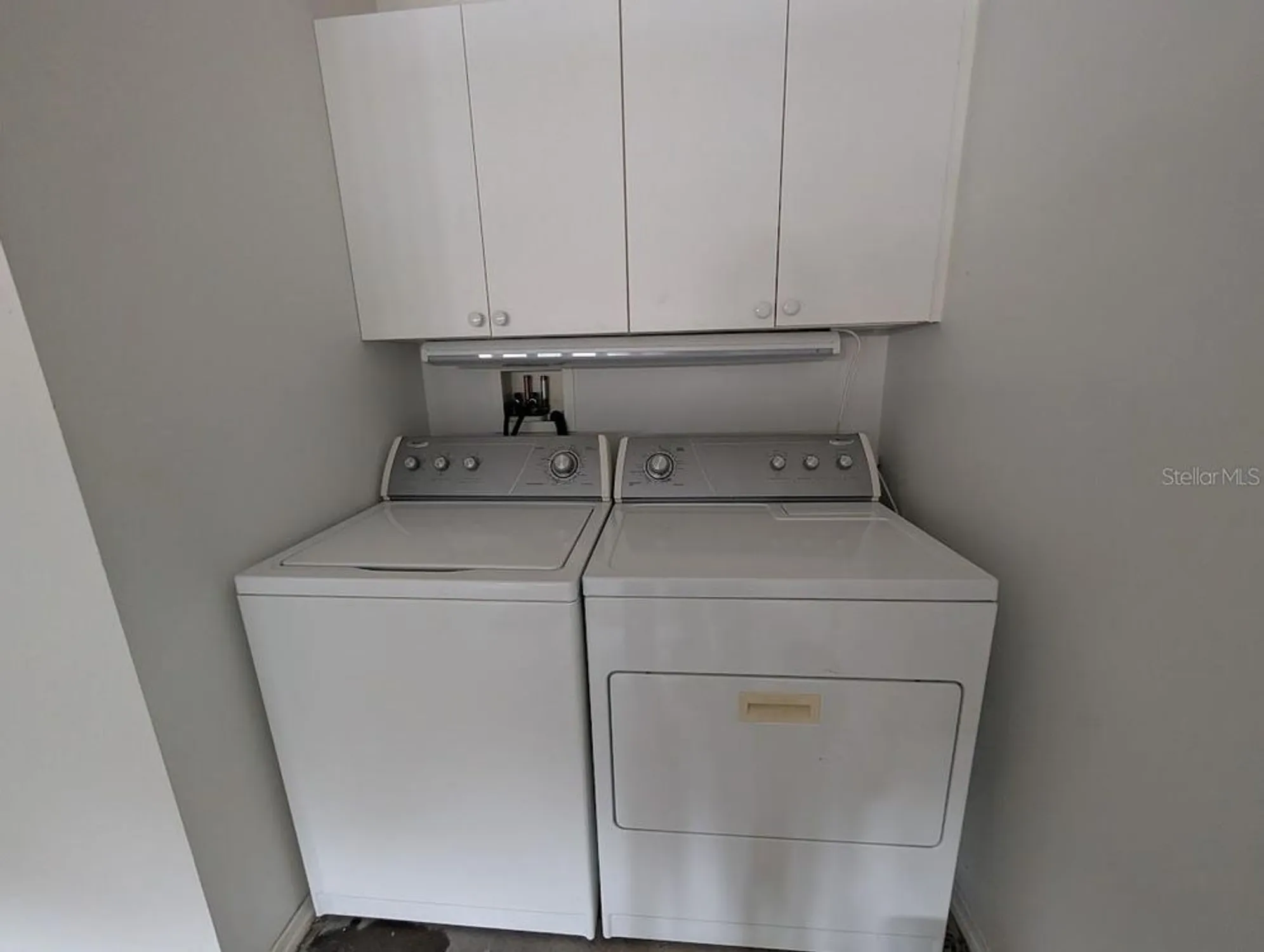 Property Slideshow image 9 of 18 | 2598 hialeah ave, The Villages, FL, 32162