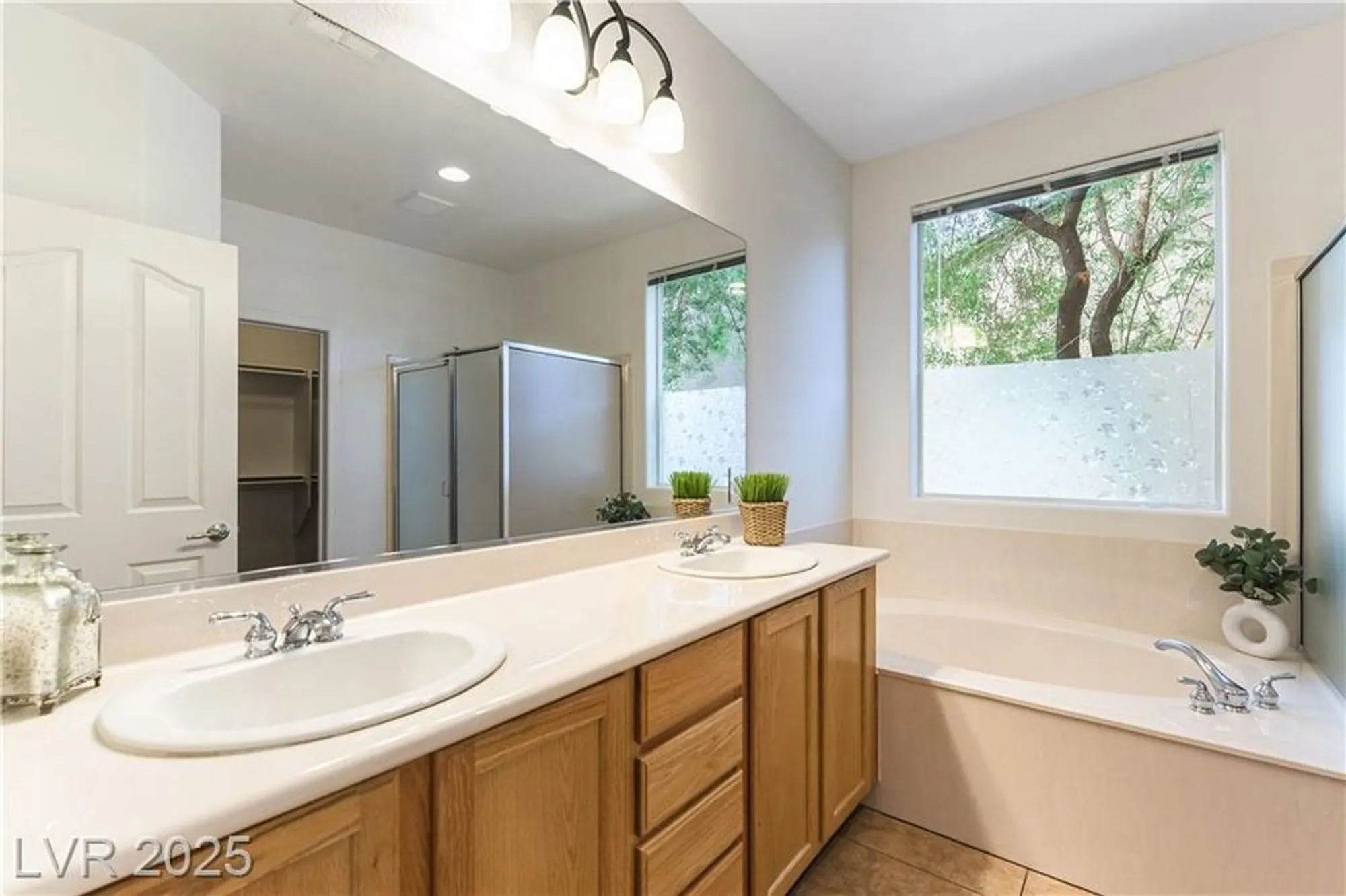 Property Slideshow image 15 of 37 | 2357 aztec ruin way, Henderson, NV, 89044