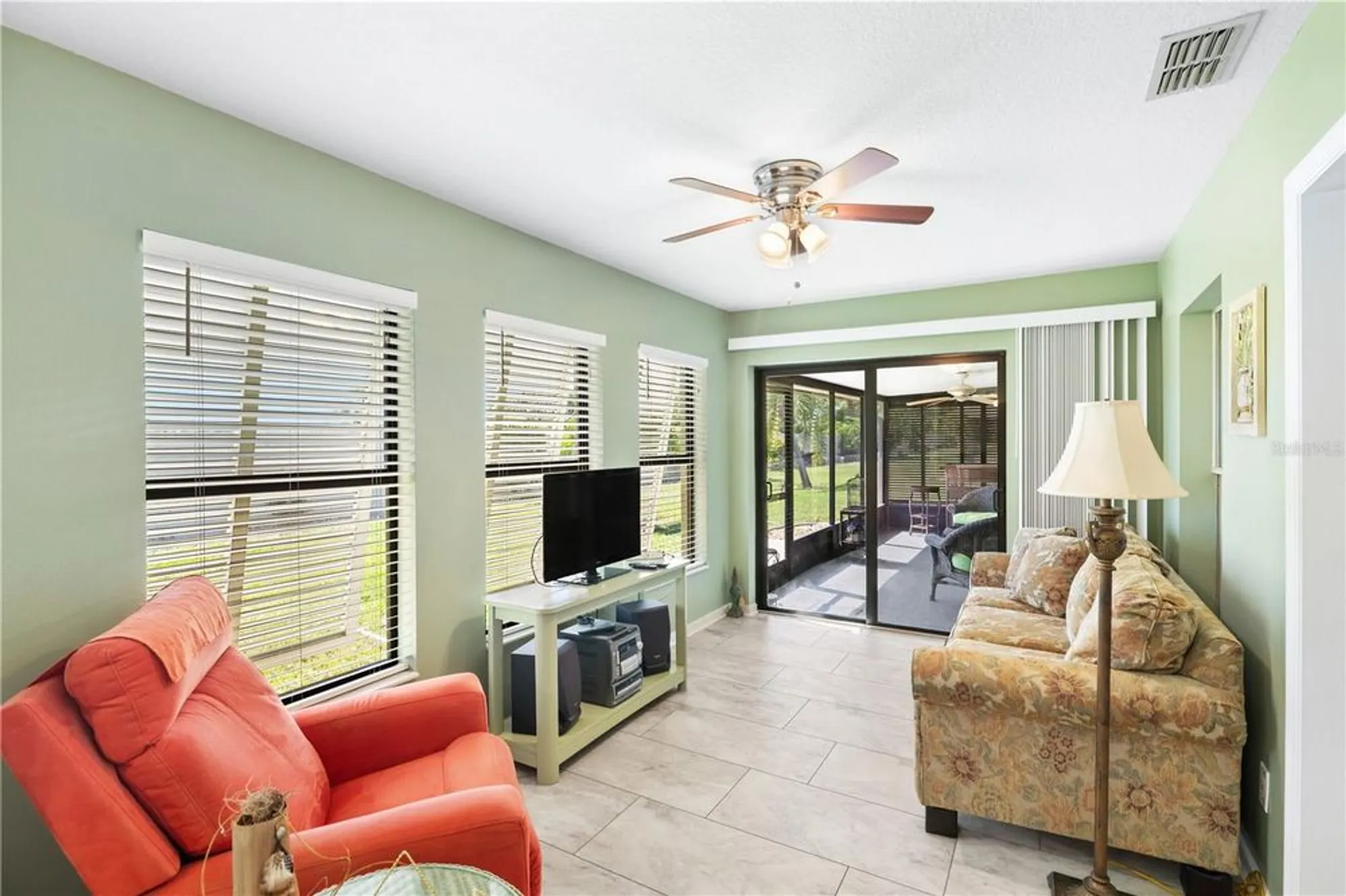 Property Slideshow image 31 of 48 | 428 cypress forest dr, Englewood, FL, 34223