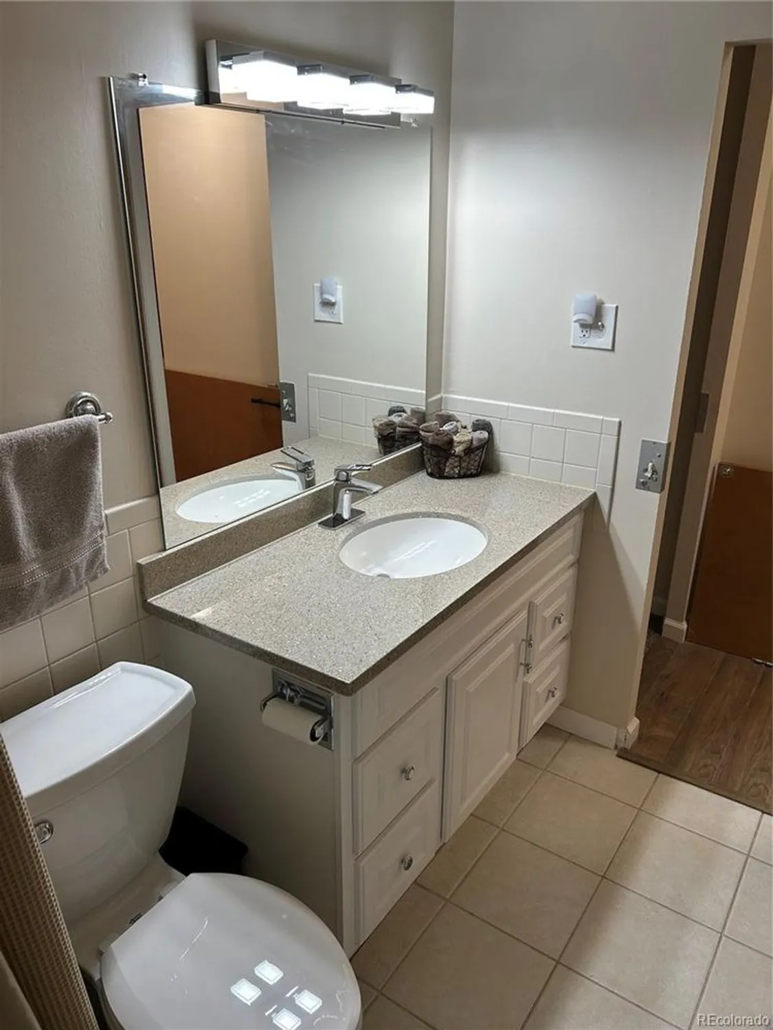 Property Slideshow image 24 of 46 | 9180 e center ave 4d, Denver, CO, 80247