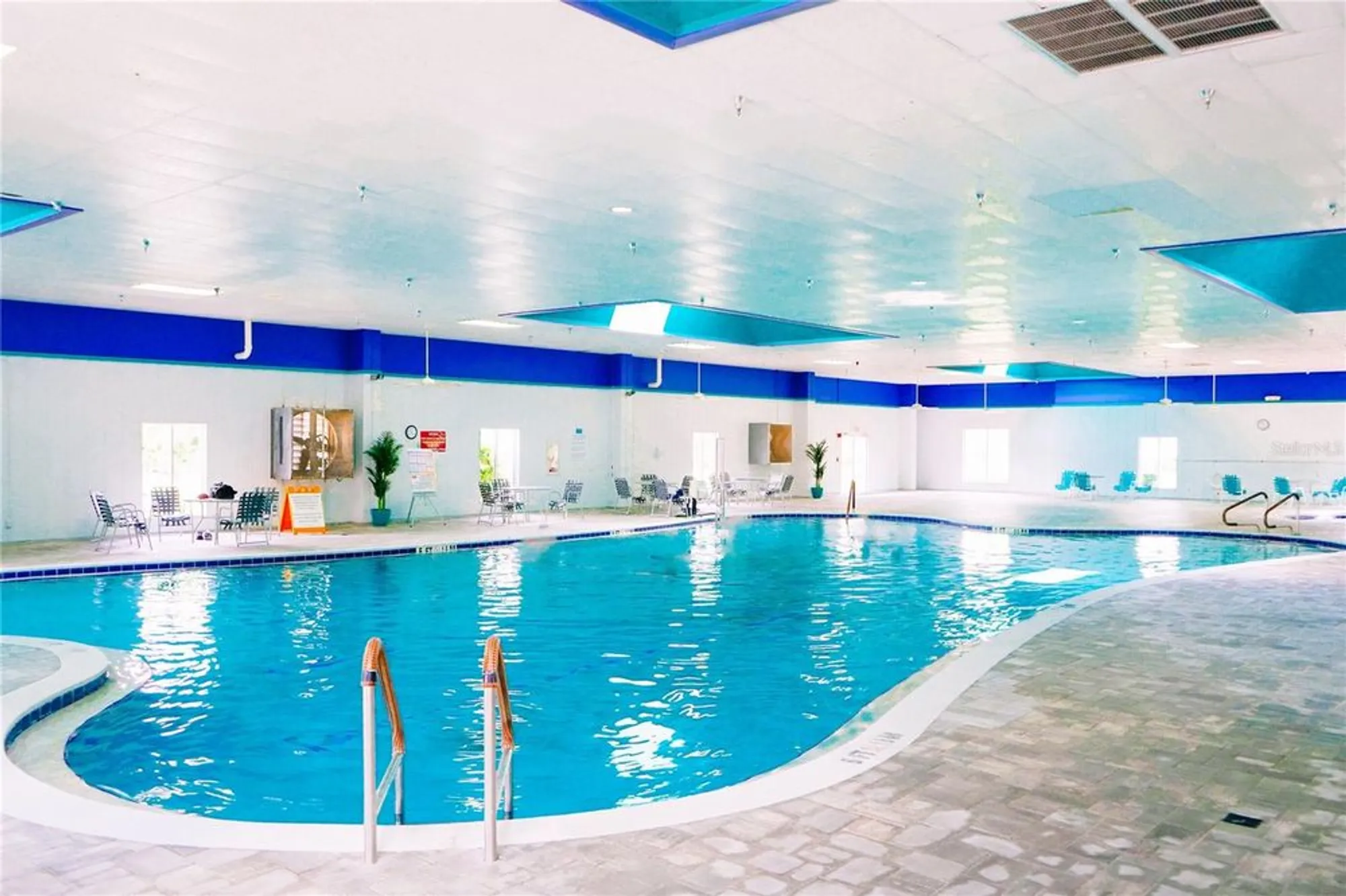 Property Slideshow image 51 of 67 | 505 foxglove cir b, Sun City Center, FL, 33573