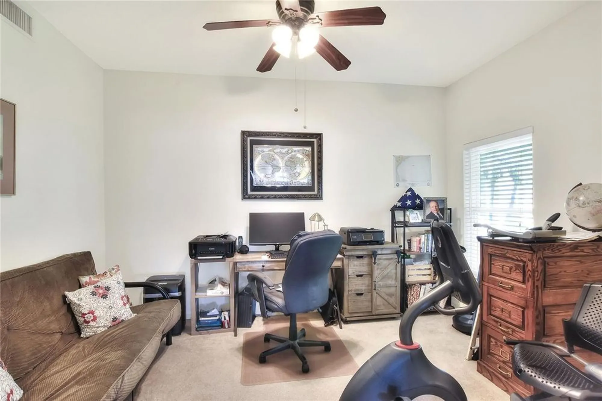 Property Slideshow image 15 of 50 | 3913 serenade ln # 4, Lakeland, FL, 33811