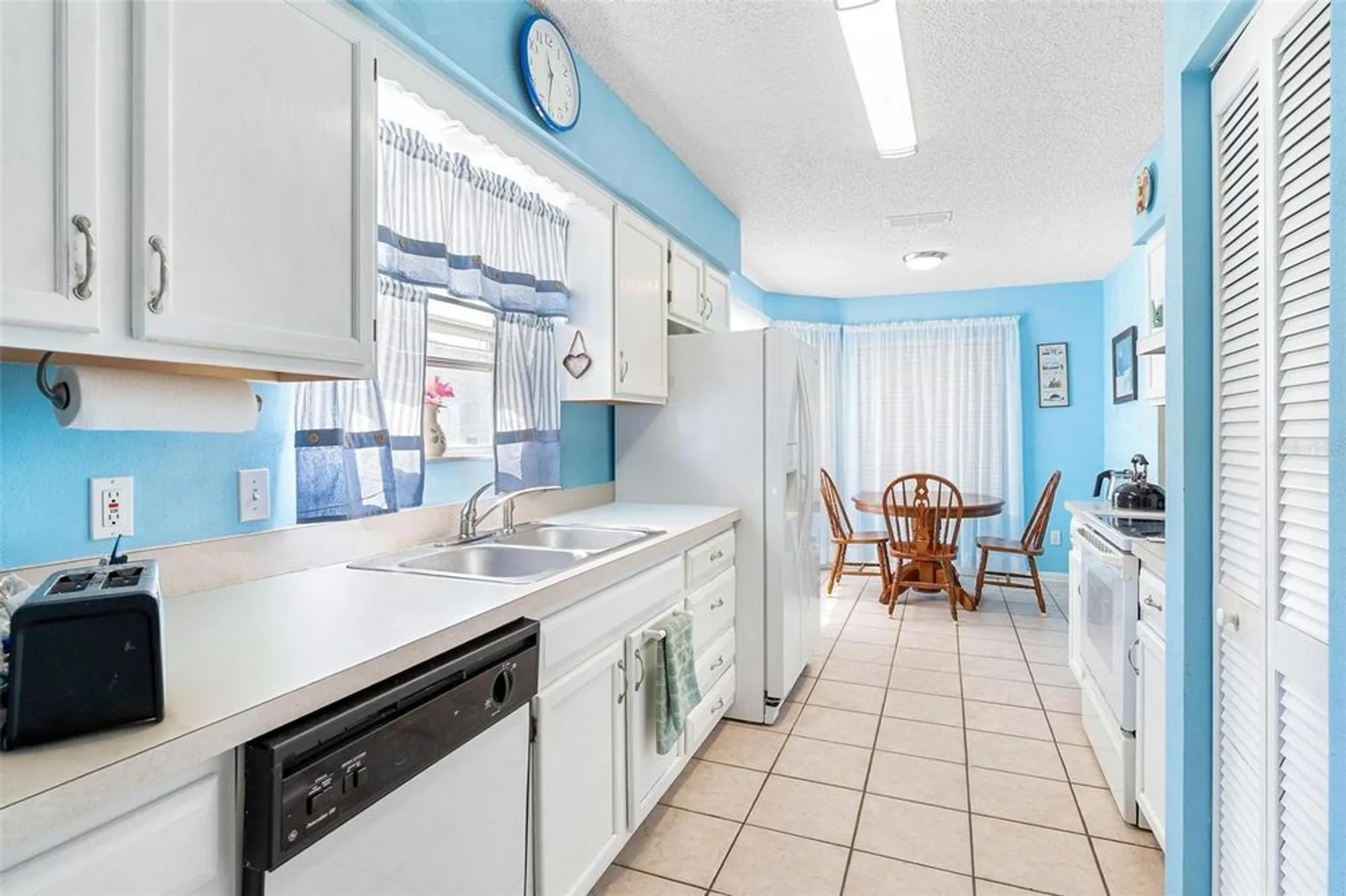 Property Slideshow image 14 of 41 | 32819 timberwood dr, Leesburg, FL, 34748