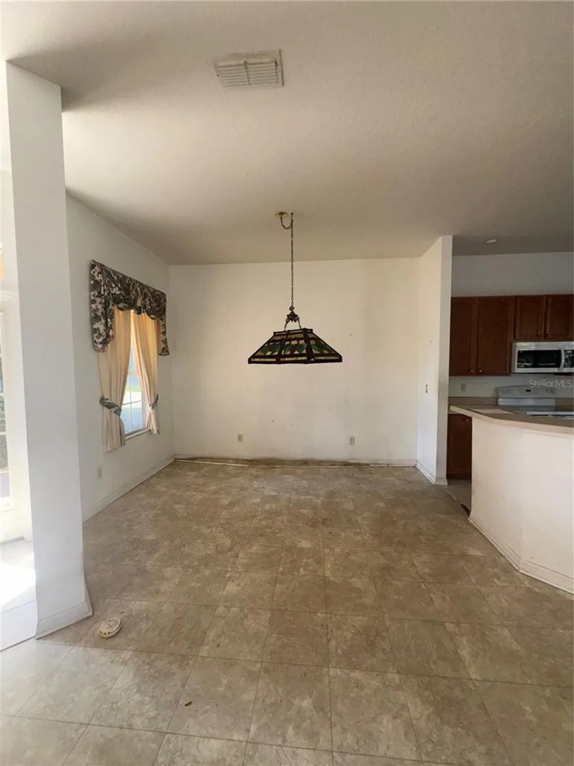 Property Slideshow image 4 of 12 | 17680 se 121st ct, Summerfield, FL, 34491