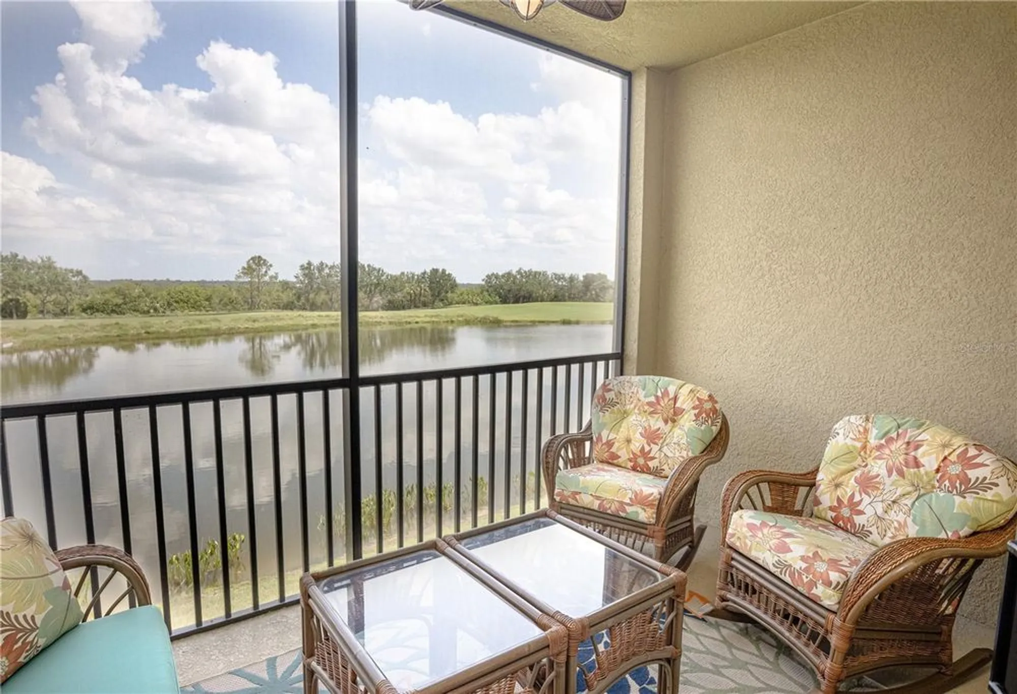Property Slideshow image 16 of 39 | 7005 river hammock dr 204, Bradenton, FL, 34212