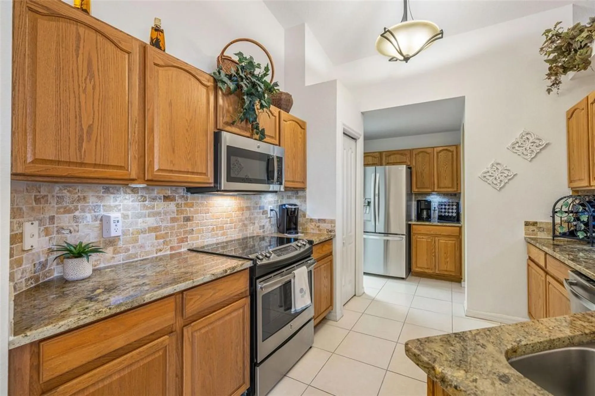 Property Slideshow image 14 of 56 | 29346 marker loop, San Antonio, FL, 33576