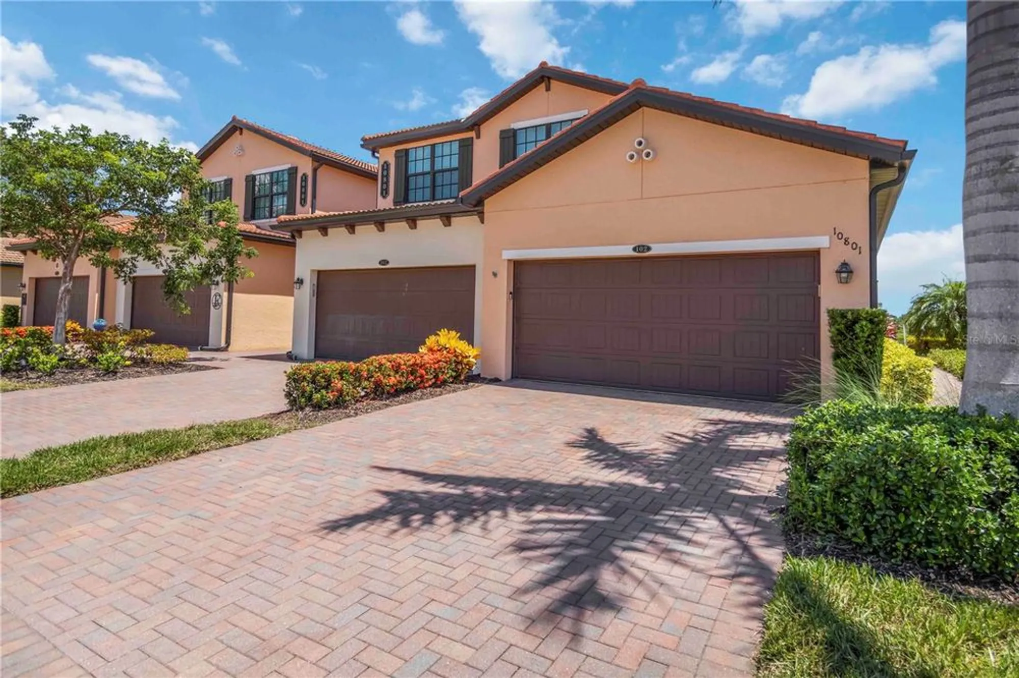 Property Slideshow image 10 of 100 | 10801 tarflower dr 102, Venice, FL, 34293