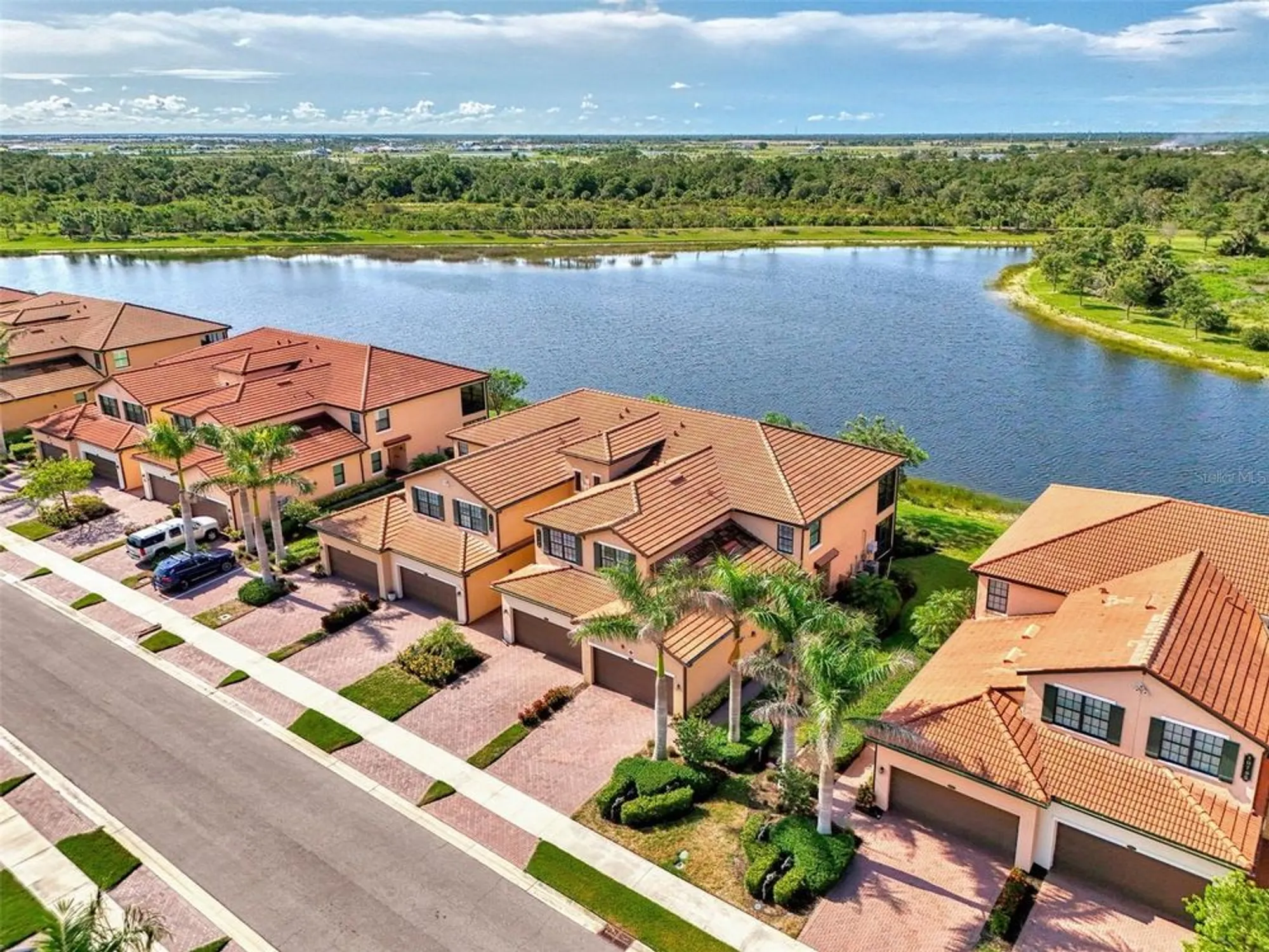 Property Slideshow image 4 of 96 | 10789 tarflower dr 202, Venice, FL, 34293