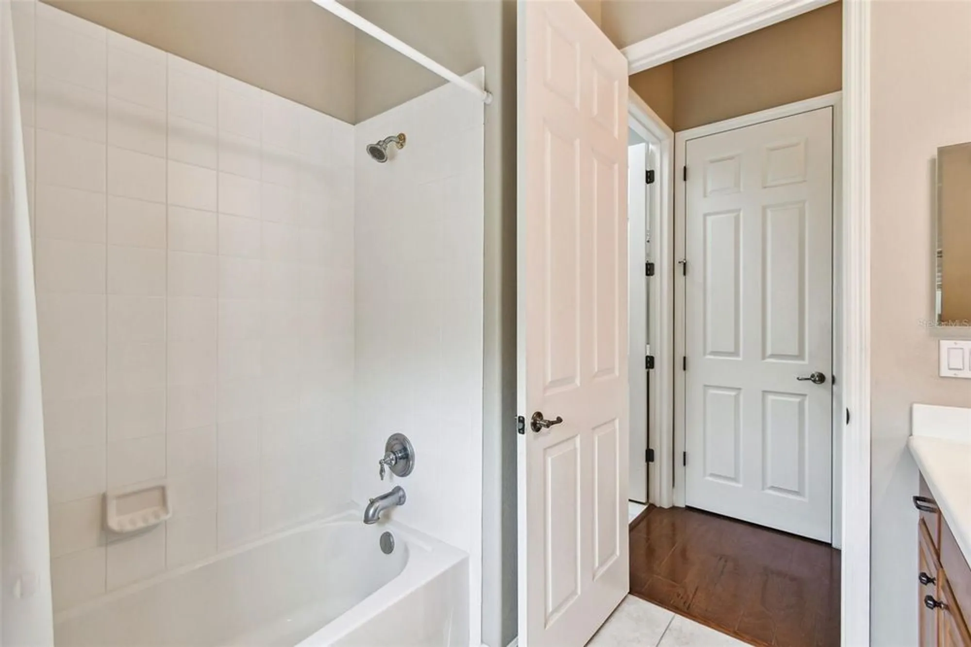 Property Slideshow image 29 of 57 | 313 santa barbara ln, Kissimmee, FL, 34759