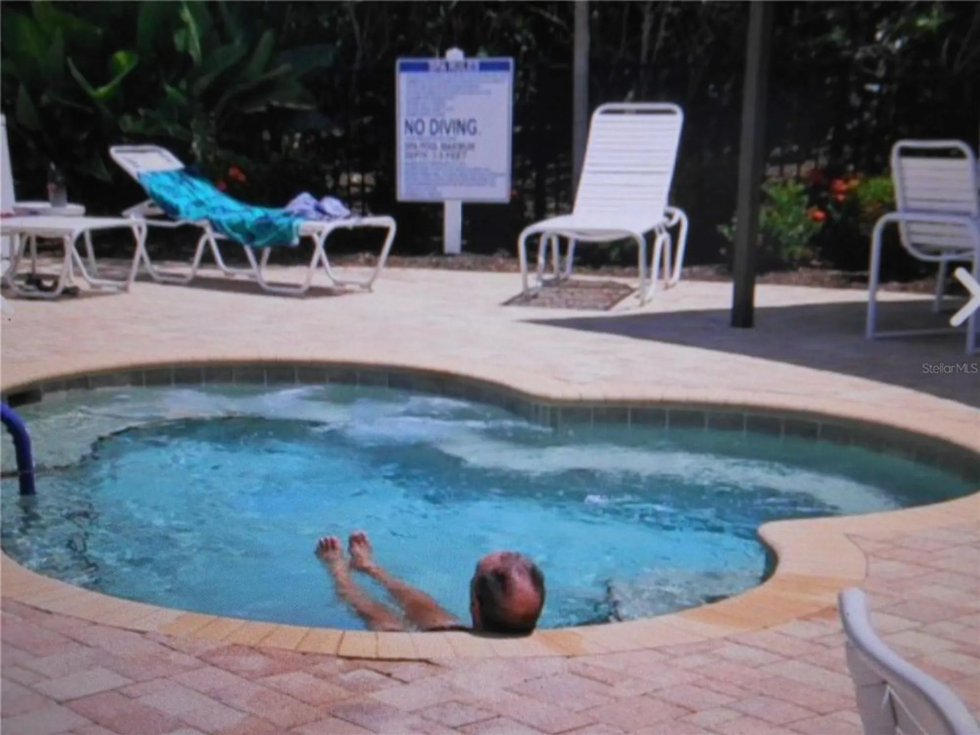 Property Slideshow image 11 of 61 | 344 mystic falls dr, Apollo Beach, FL, 33572