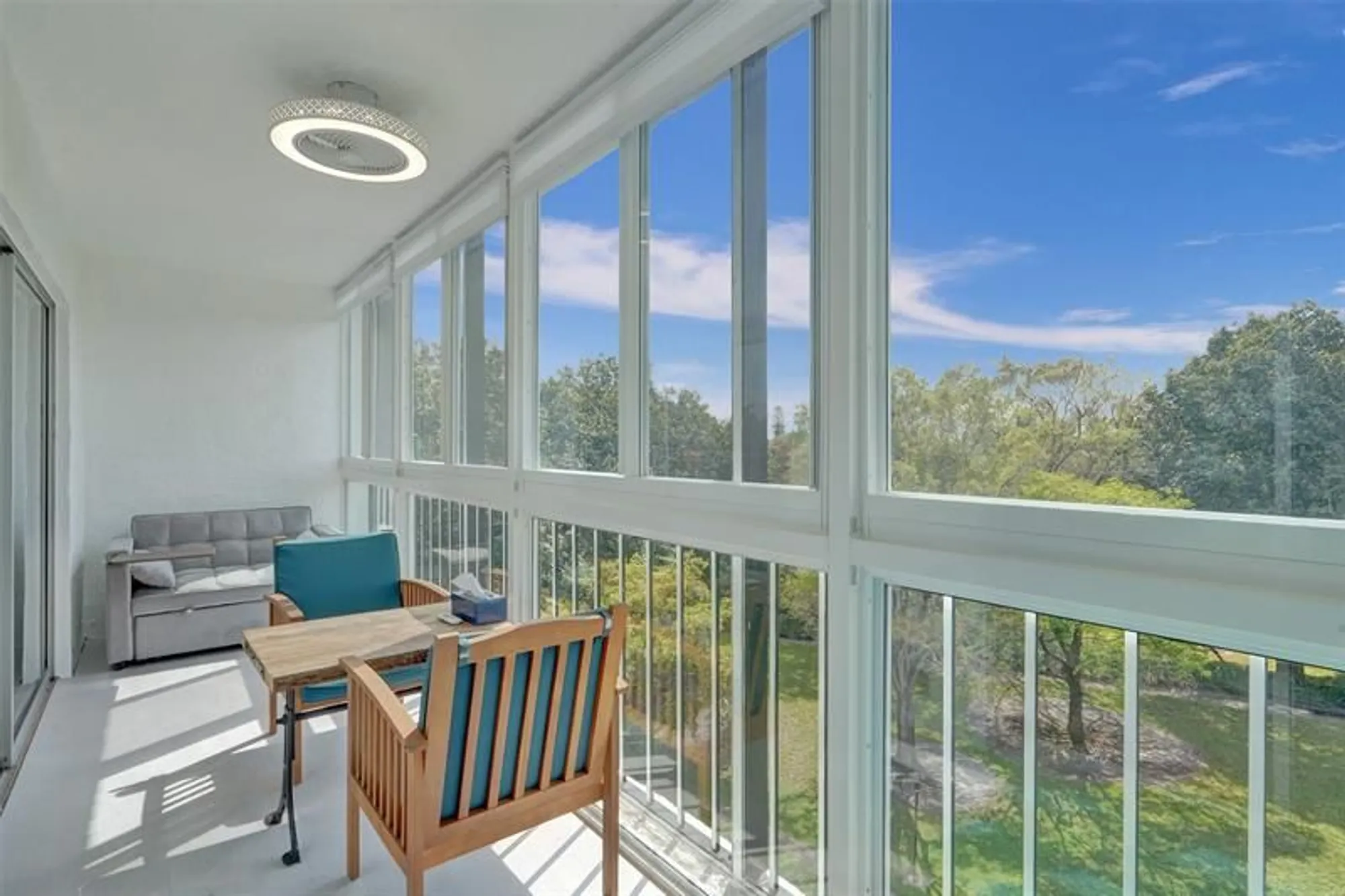 Property Slideshow image 1 of 39 | 5900 nw 44th st apt 602, Lauderhill, FL, 33319