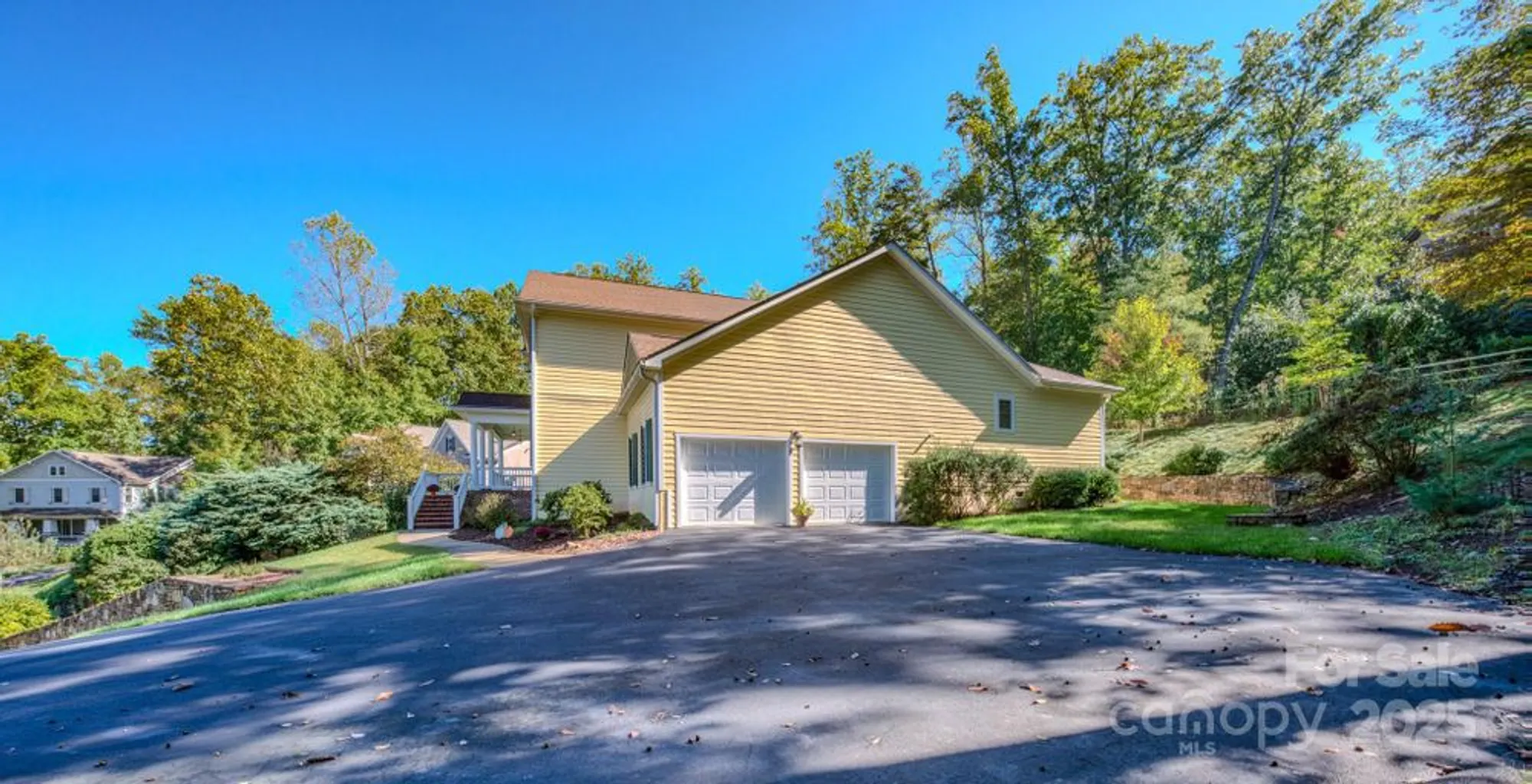 Property Slideshow image 35 of 39 | 16 larue ct, Biltmore Lake, NC, 28715