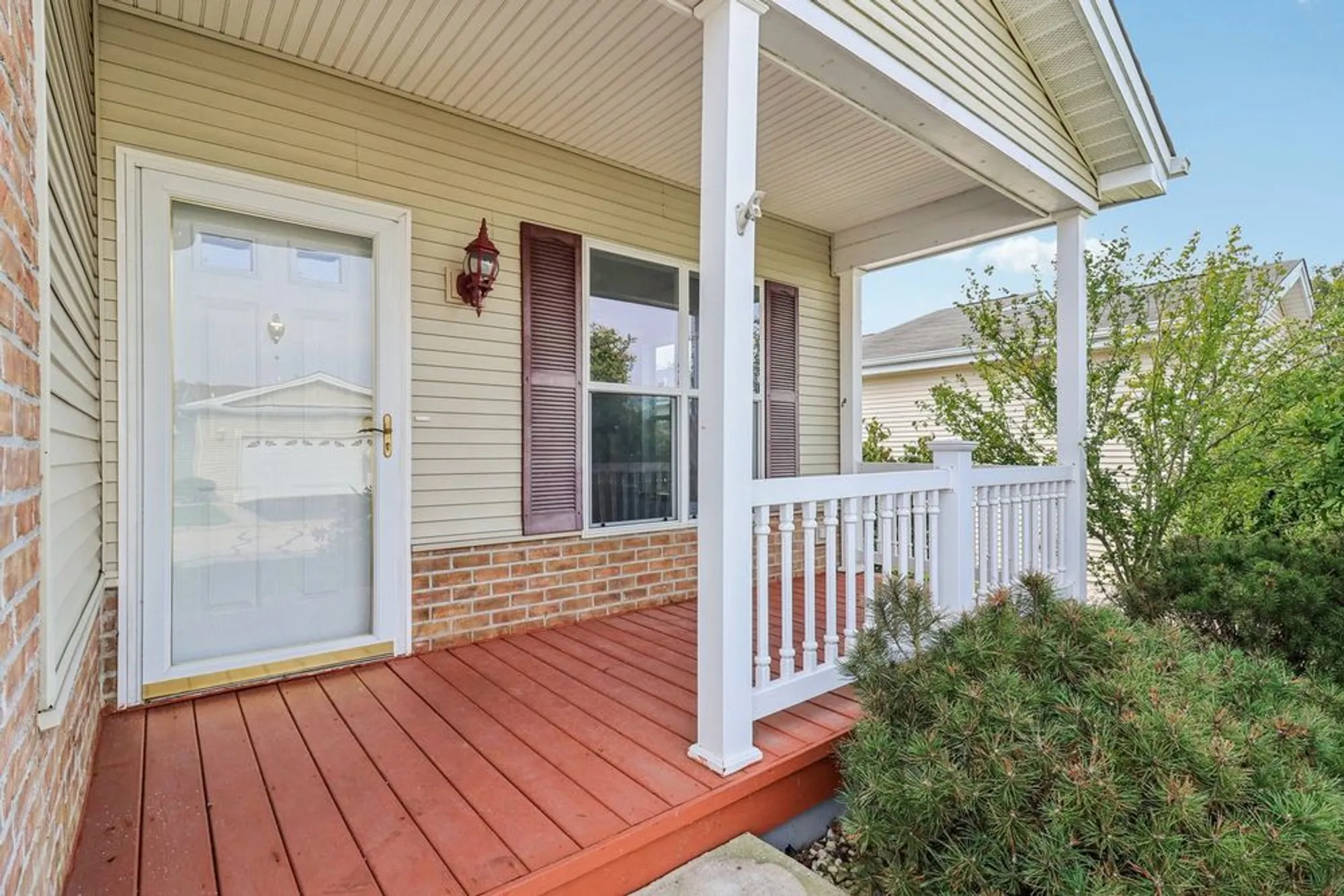 Property Slideshow image 2 of 33 | 3306 stakes ln, Grayslake, IL, 60030