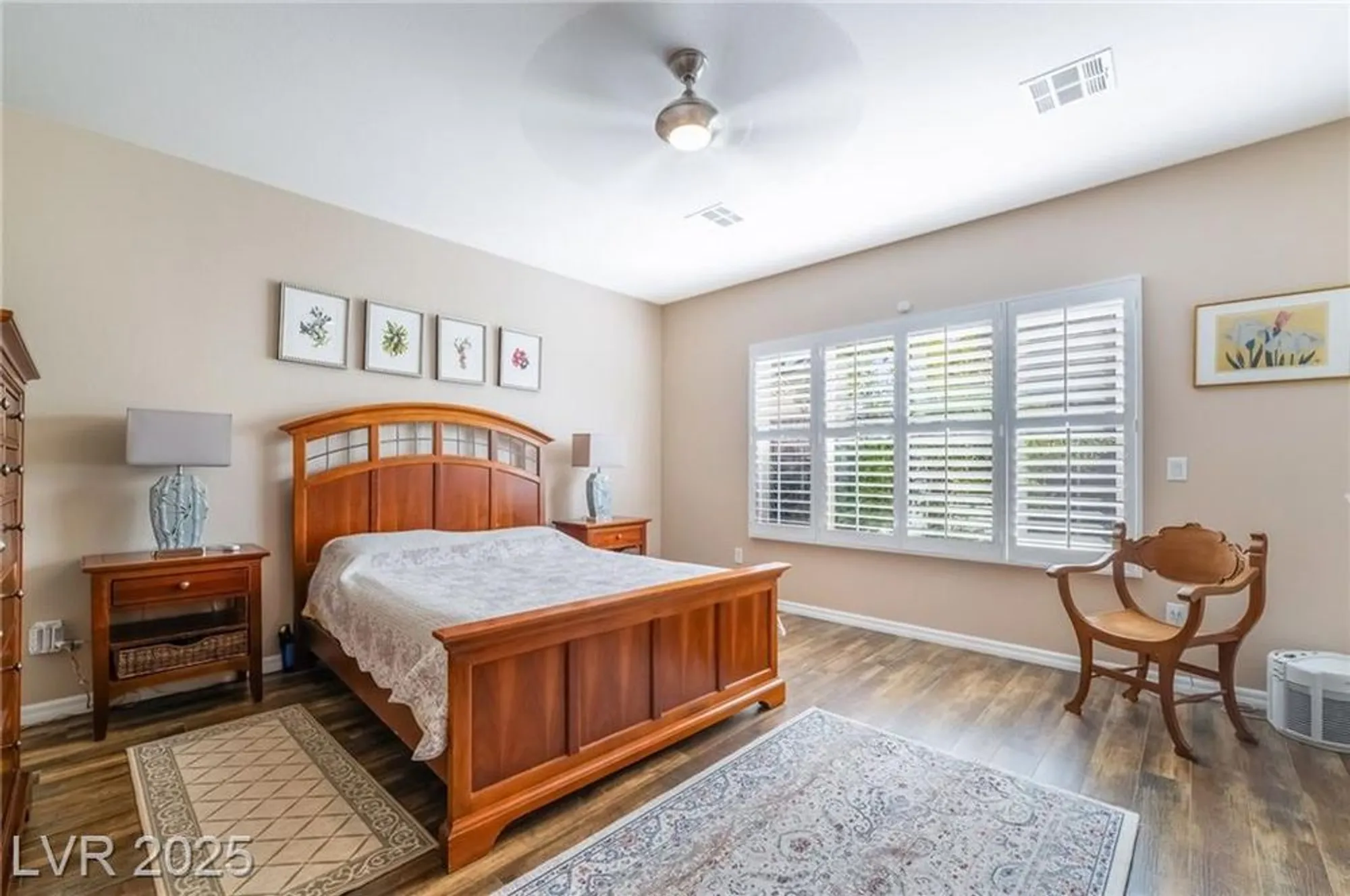 Property Slideshow image 28 of 40 | 2318 black river falls dr, Henderson, NV, 89044