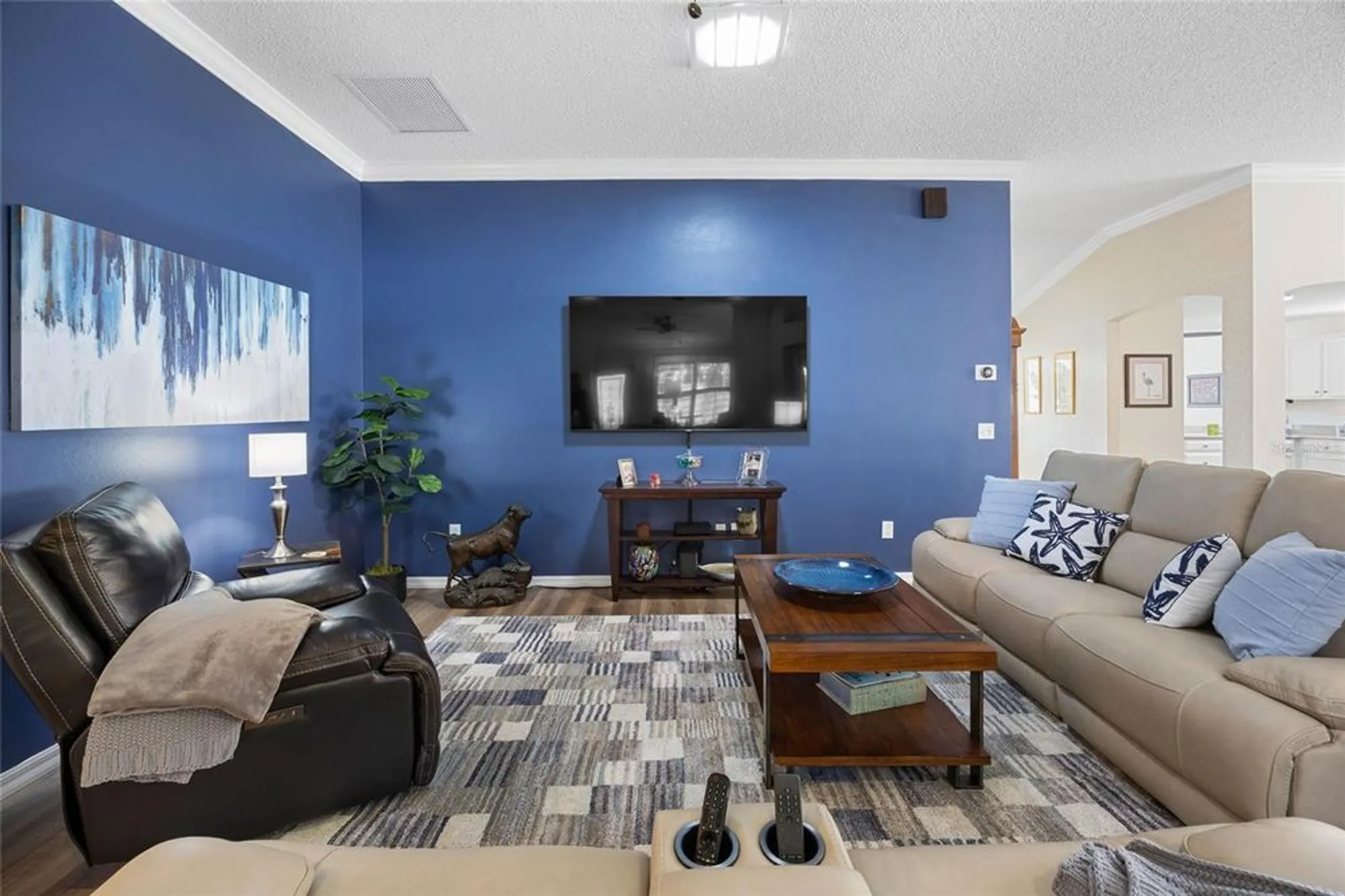 Property Slideshow image 6 of 32 | 913 soledad way, The Villages, FL, 32159