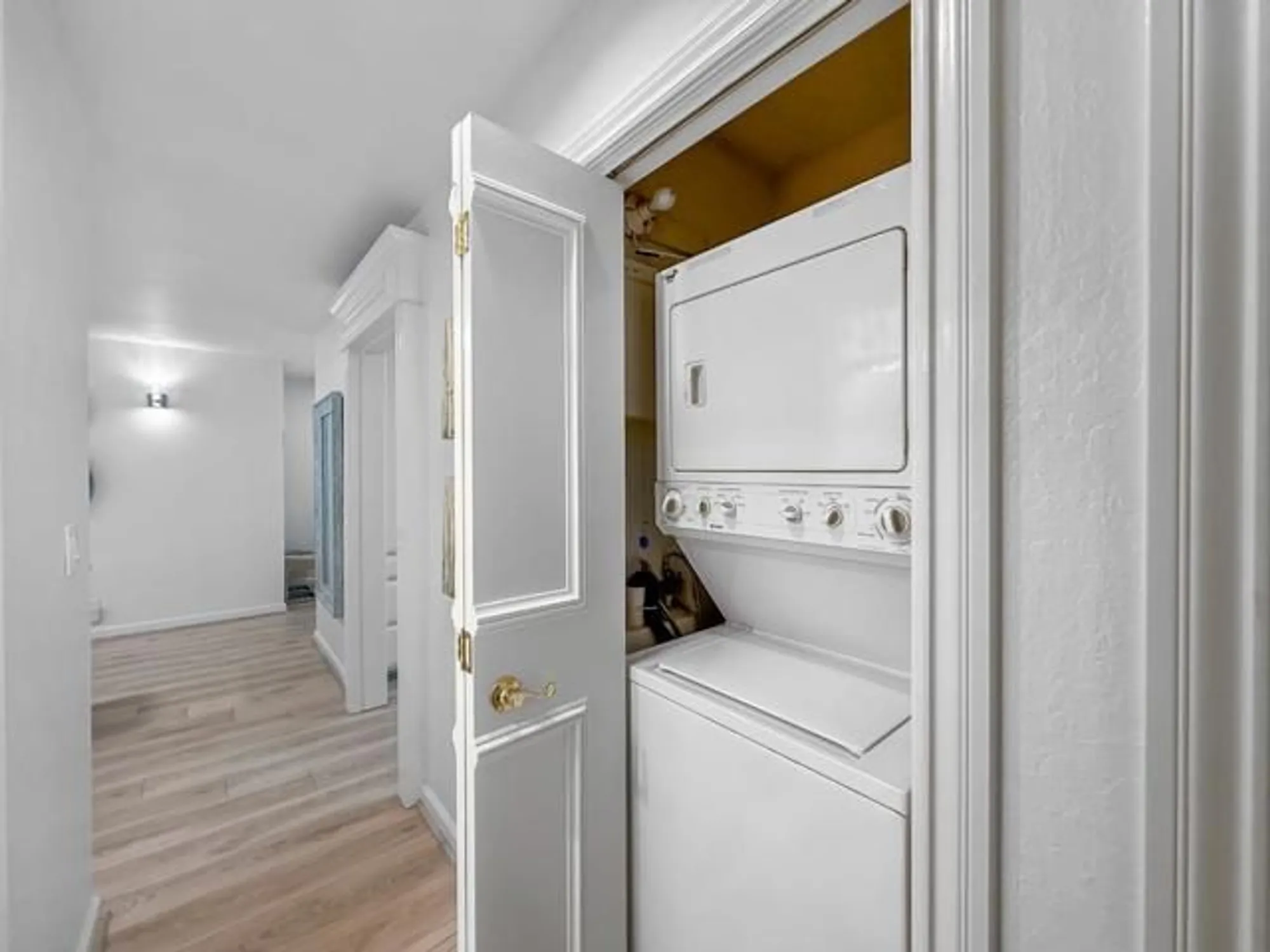 Property Slideshow image 17 of 41 | 443 alberto way b115, Los Gatos, CA, 95032